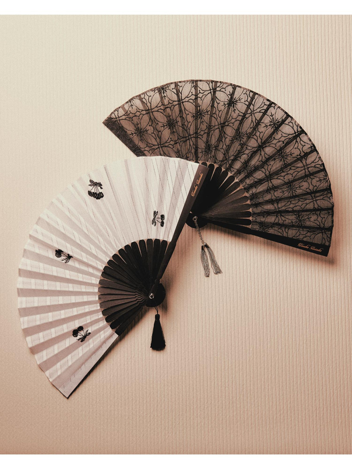 rosette tile tassel fan【Delivery in October 2026】