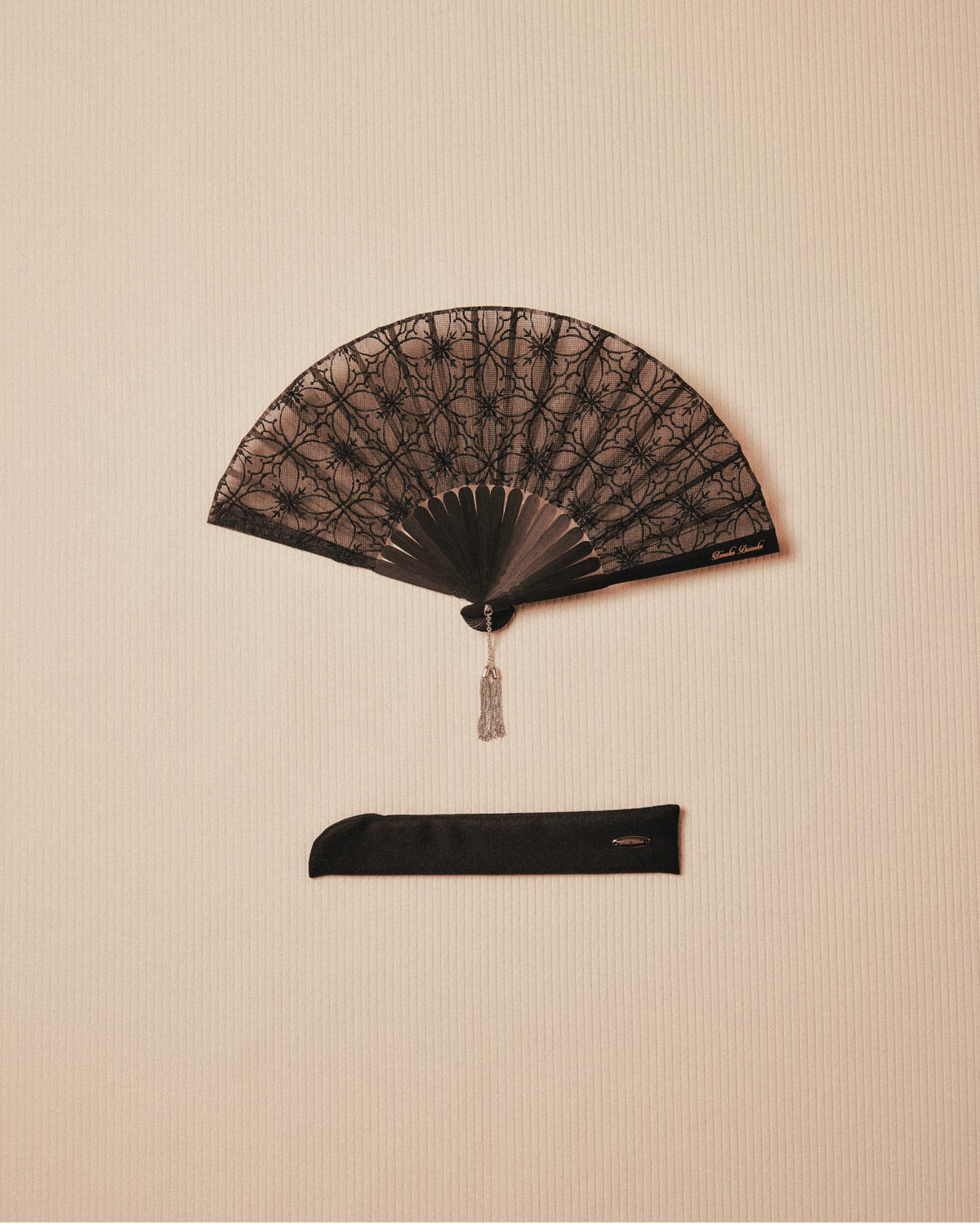 rosette tile tassel fan【Delivery in October 2026】
