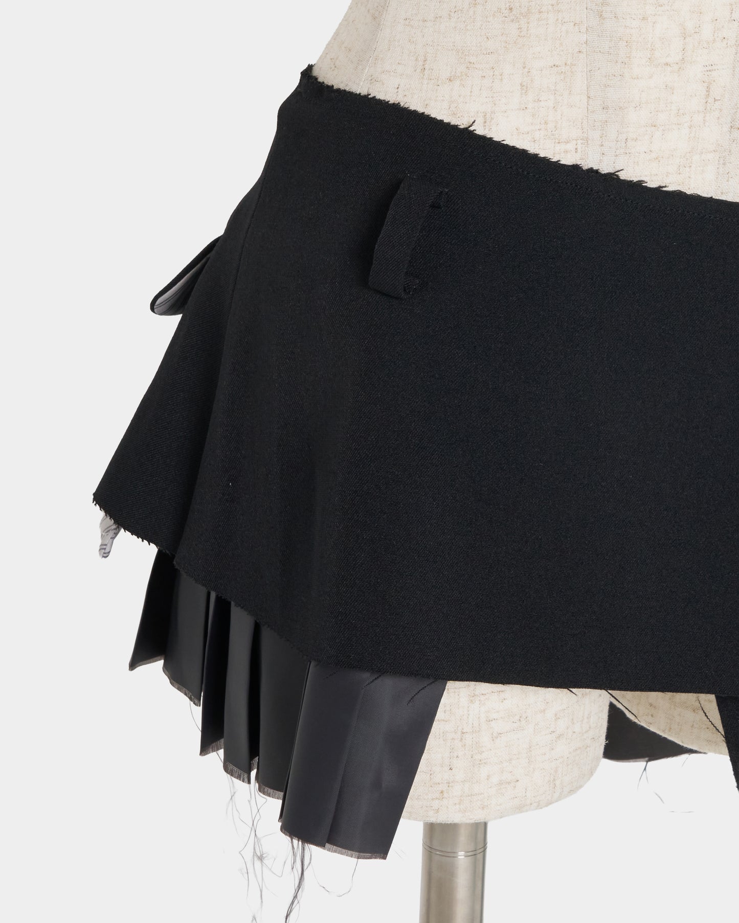 Pleated lining wrap skirt Black【Delivery in January 2027】