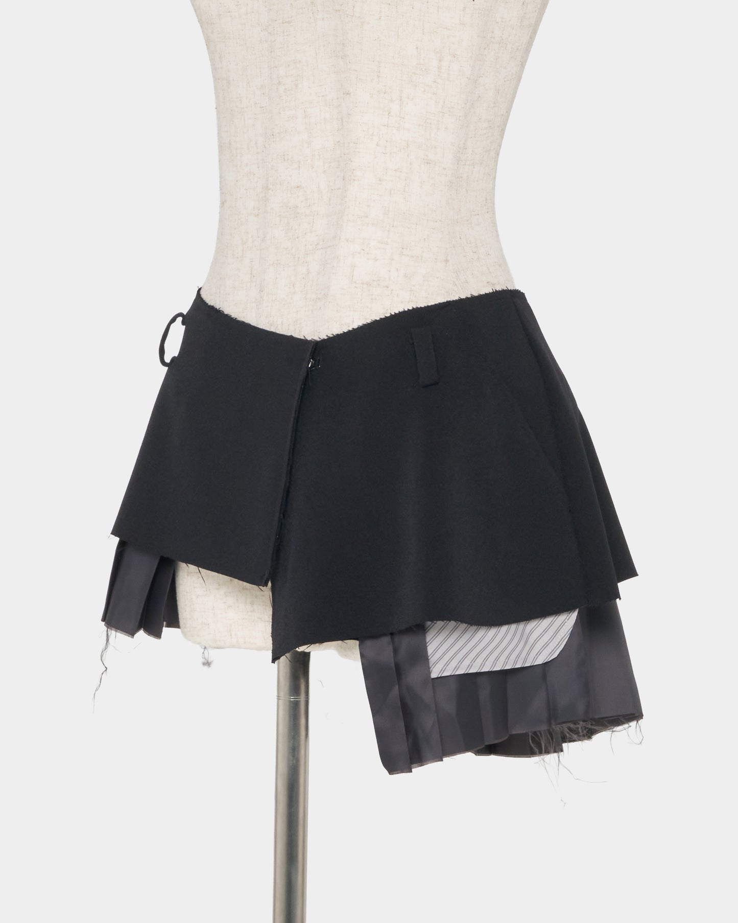 Pleated lining wrap skirt Black【Delivery in January 2027】