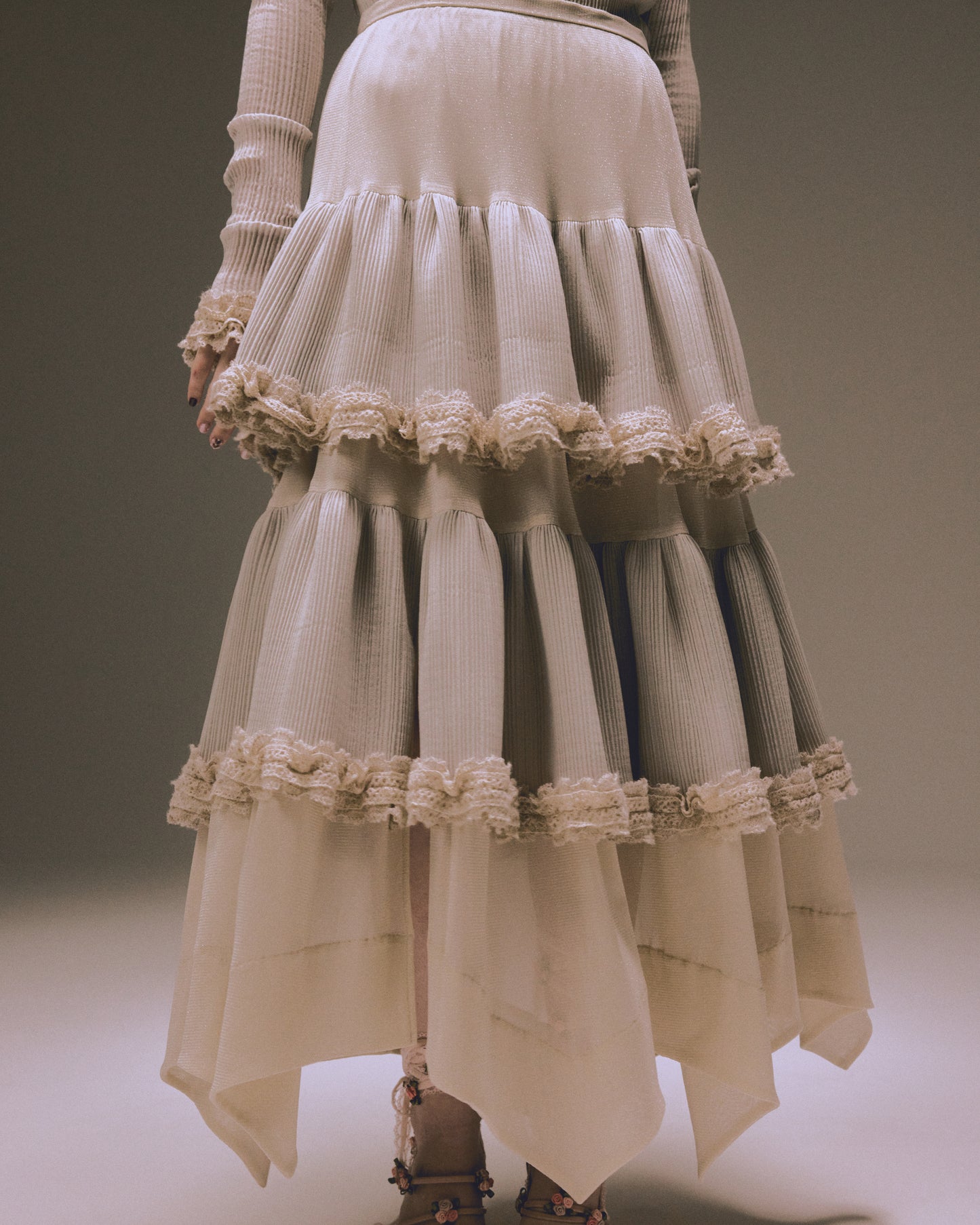 shade hem frilled lame tulle skirt Ice gray 【Delivery in July 2024】