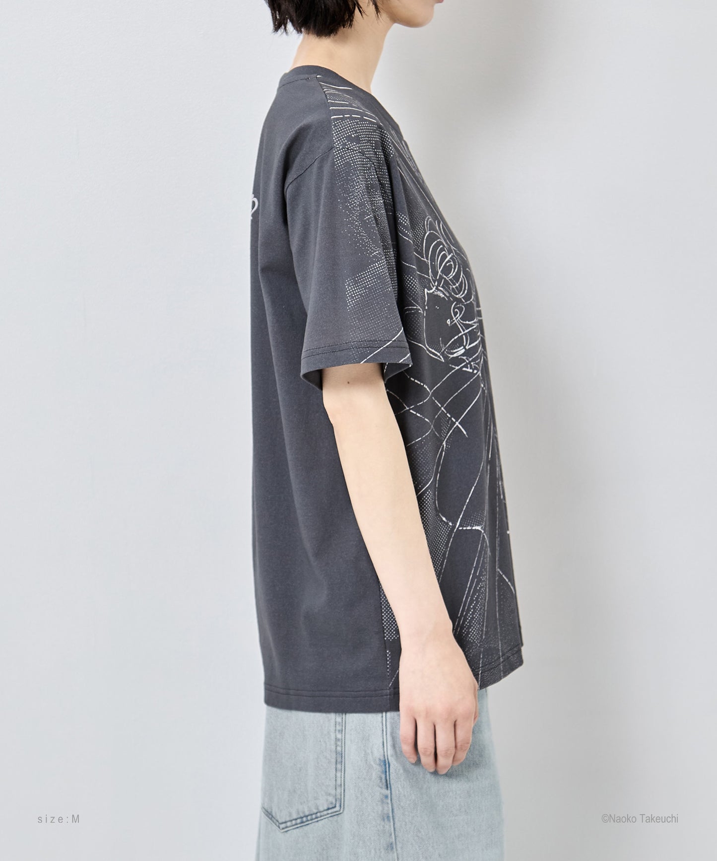 Eternal Sailor Moon T-shirt (Black)【stock】