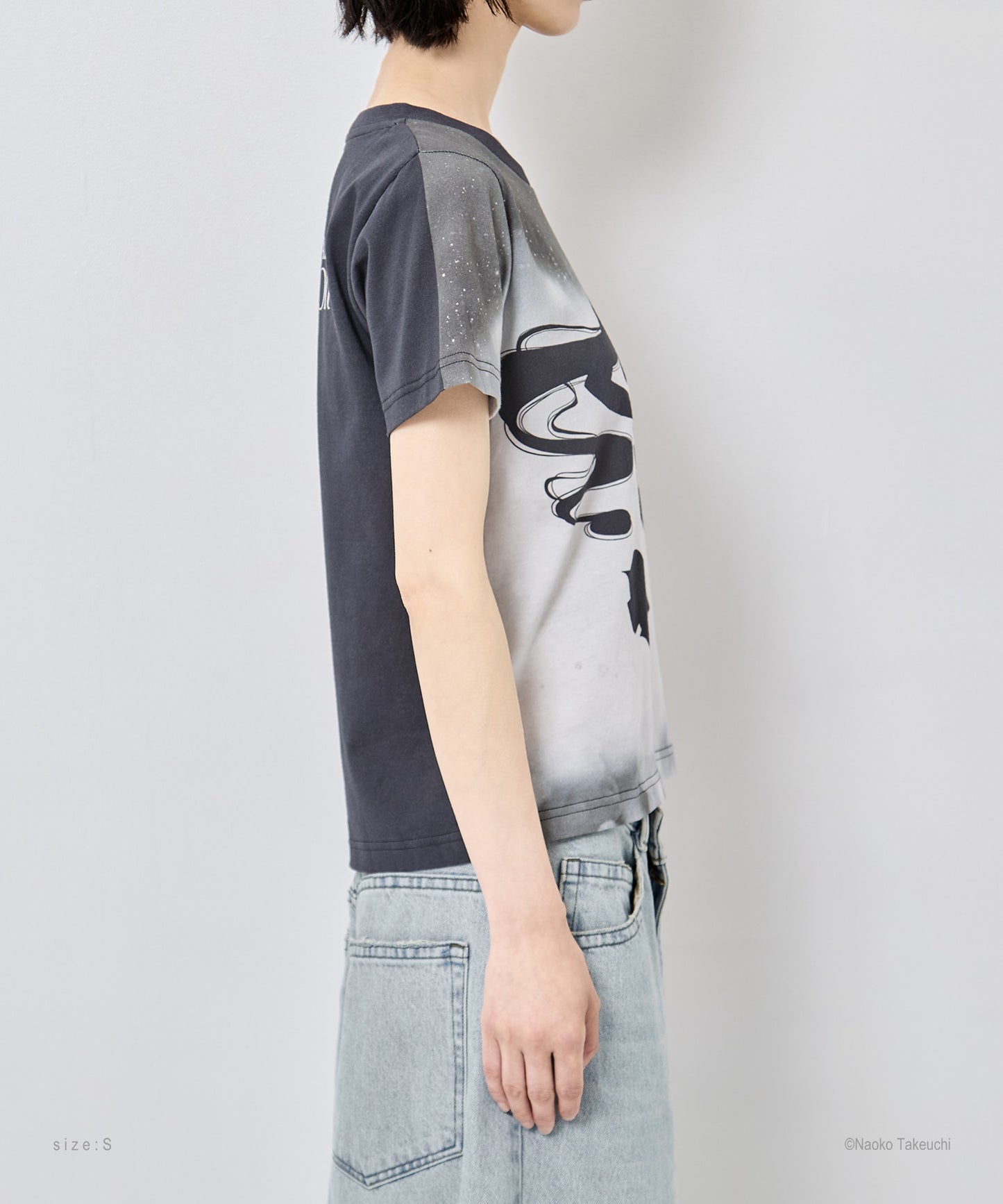 Sailor Moon silhouette T-shirt【stock】