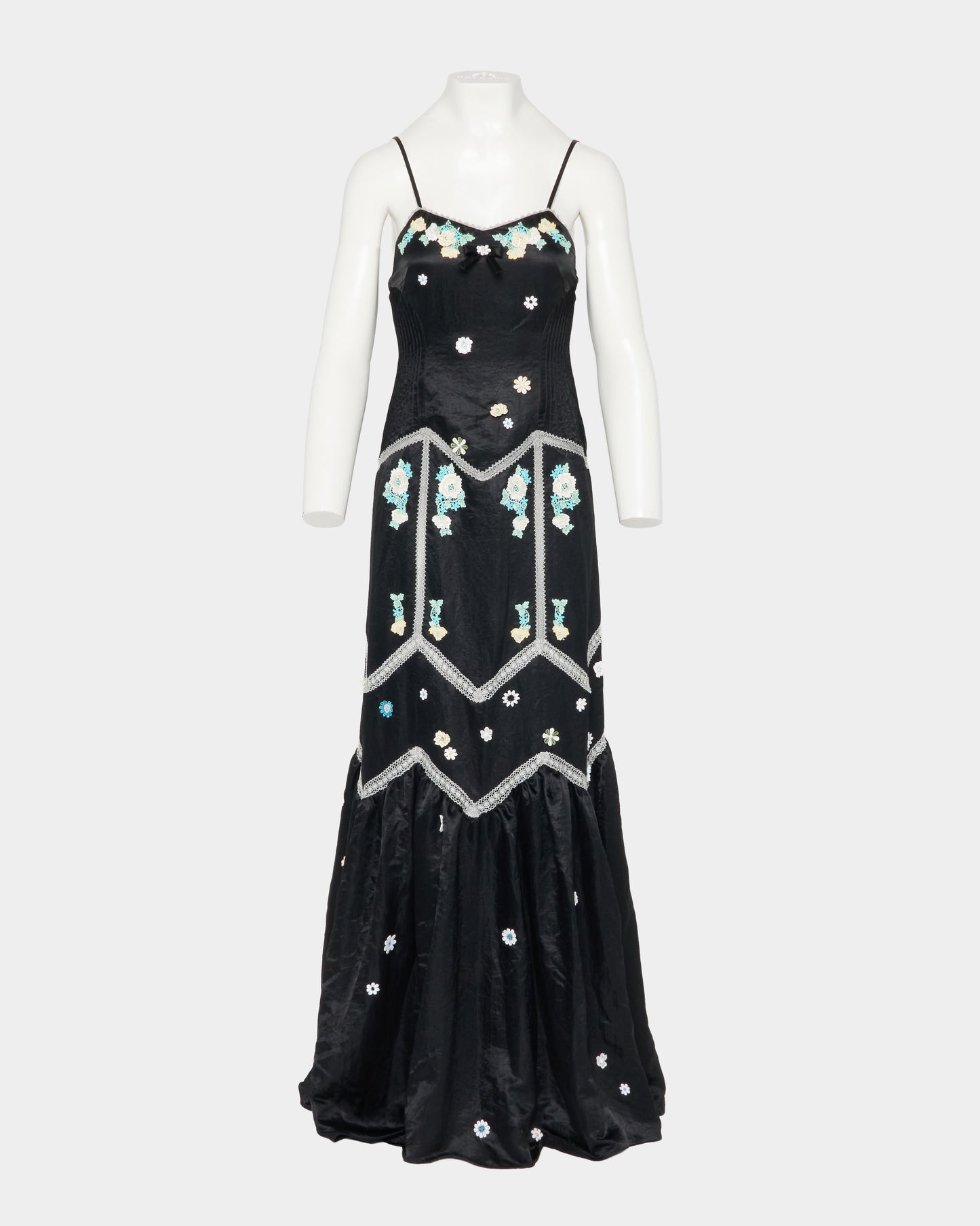 Silver lace floral dress【Delivery in March 2027】