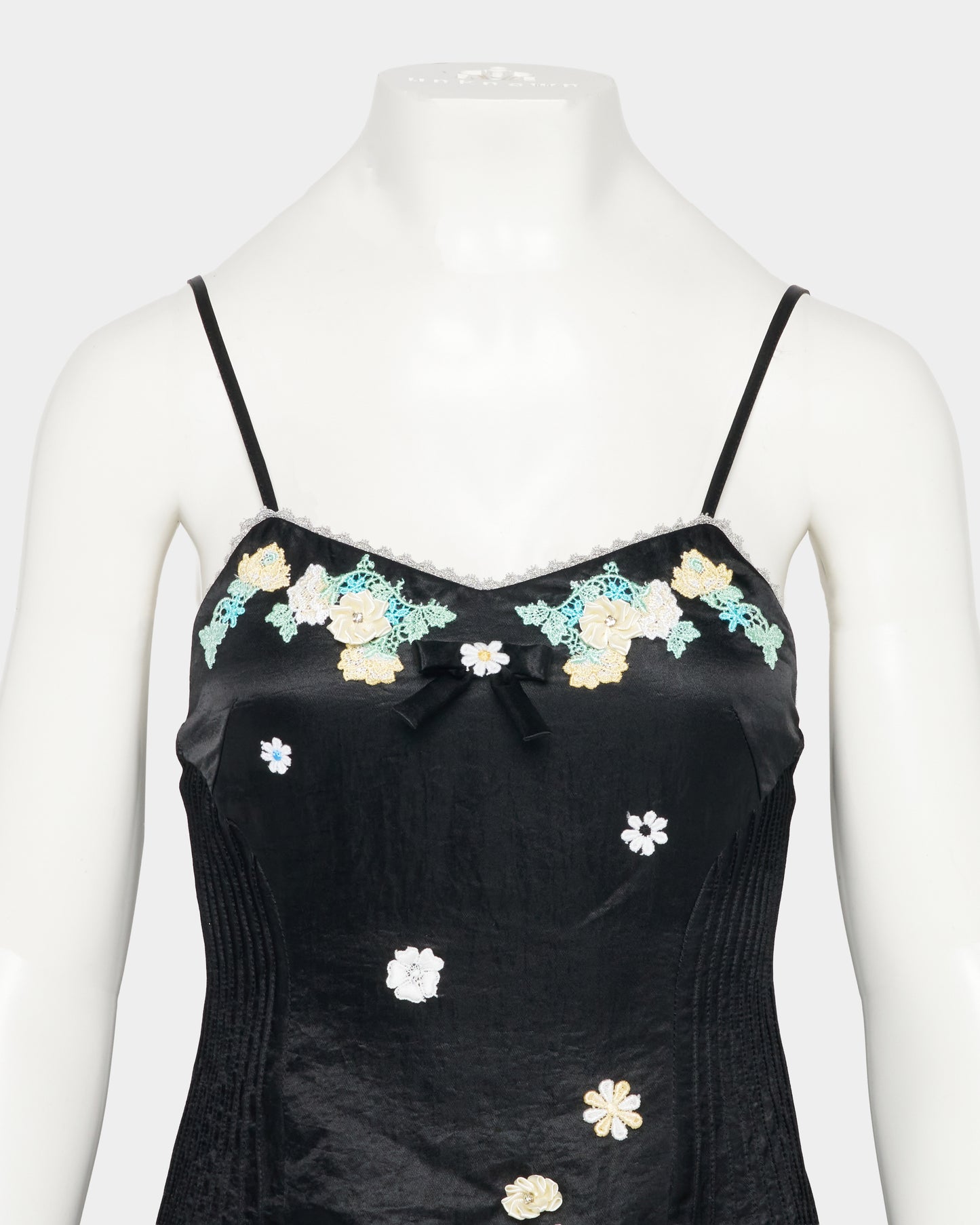 Silver lace floral dress【Delivery in March 2027】