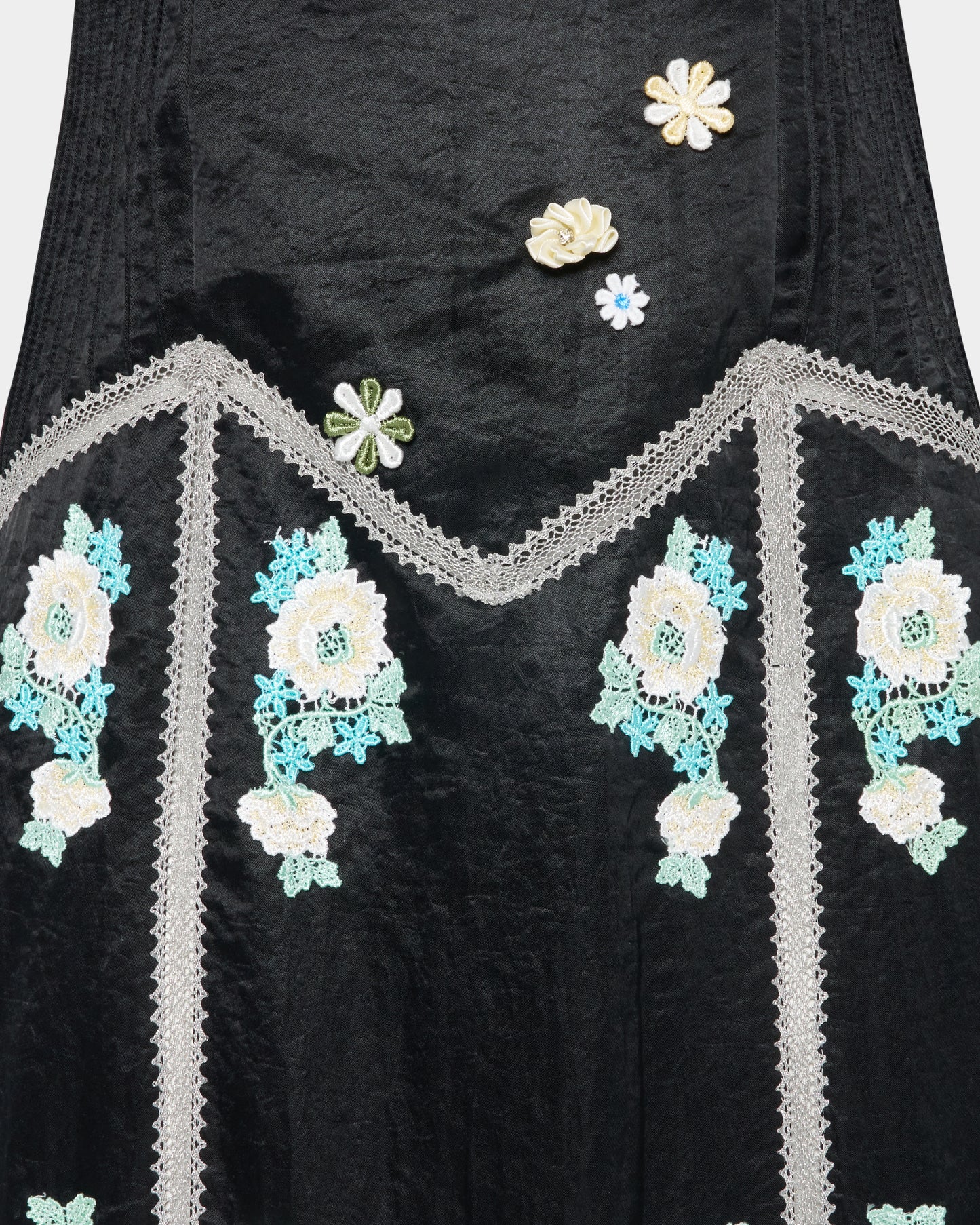 Silver lace floral dress【Delivery in March 2027】