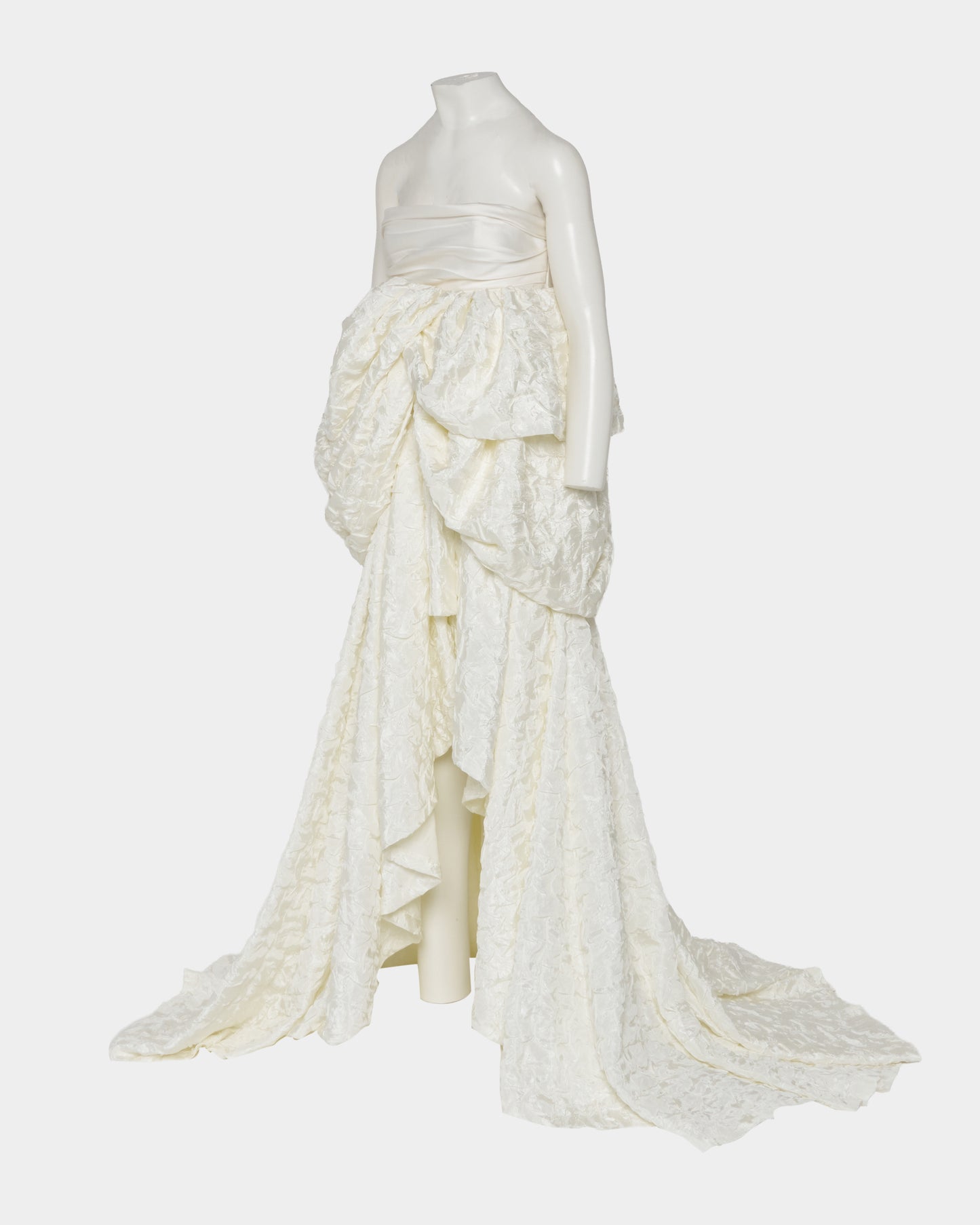 cloud dress White【Delivery in March 2027】