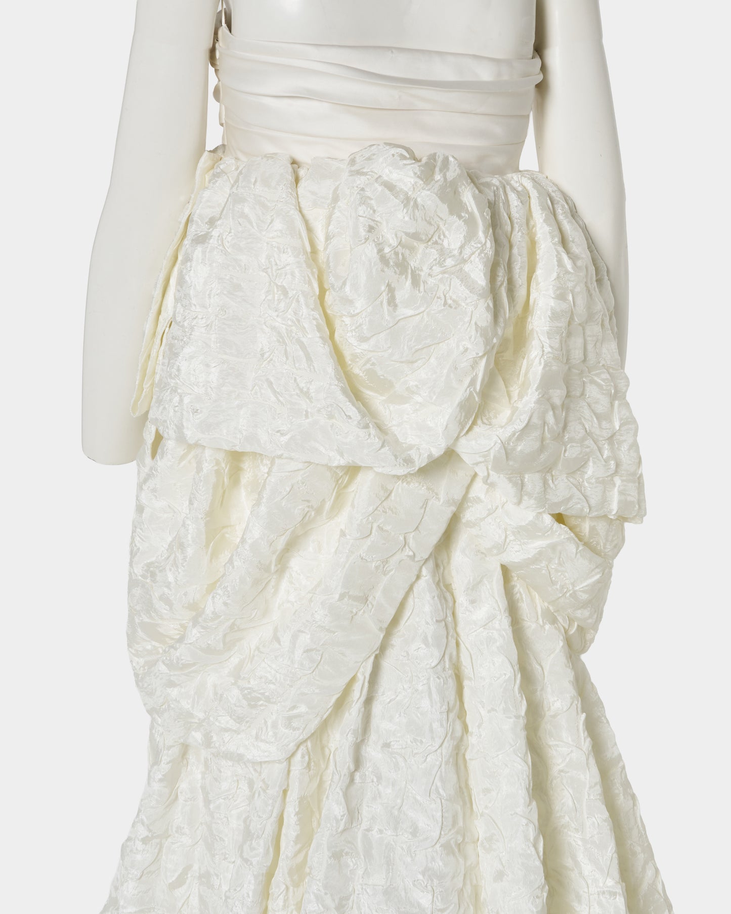 cloud dress White【Delivery in March 2027】