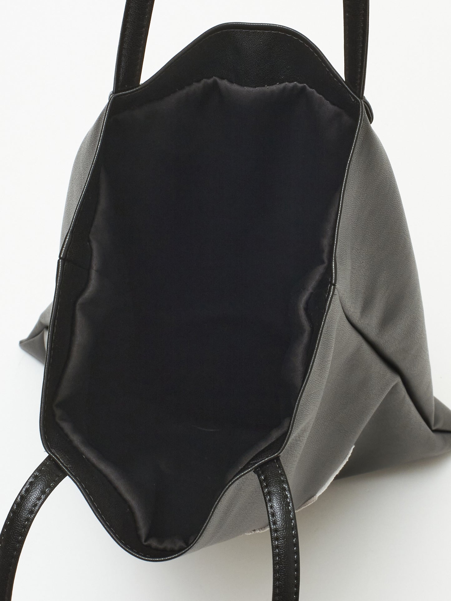 AKKIGAI leather bag【stock】