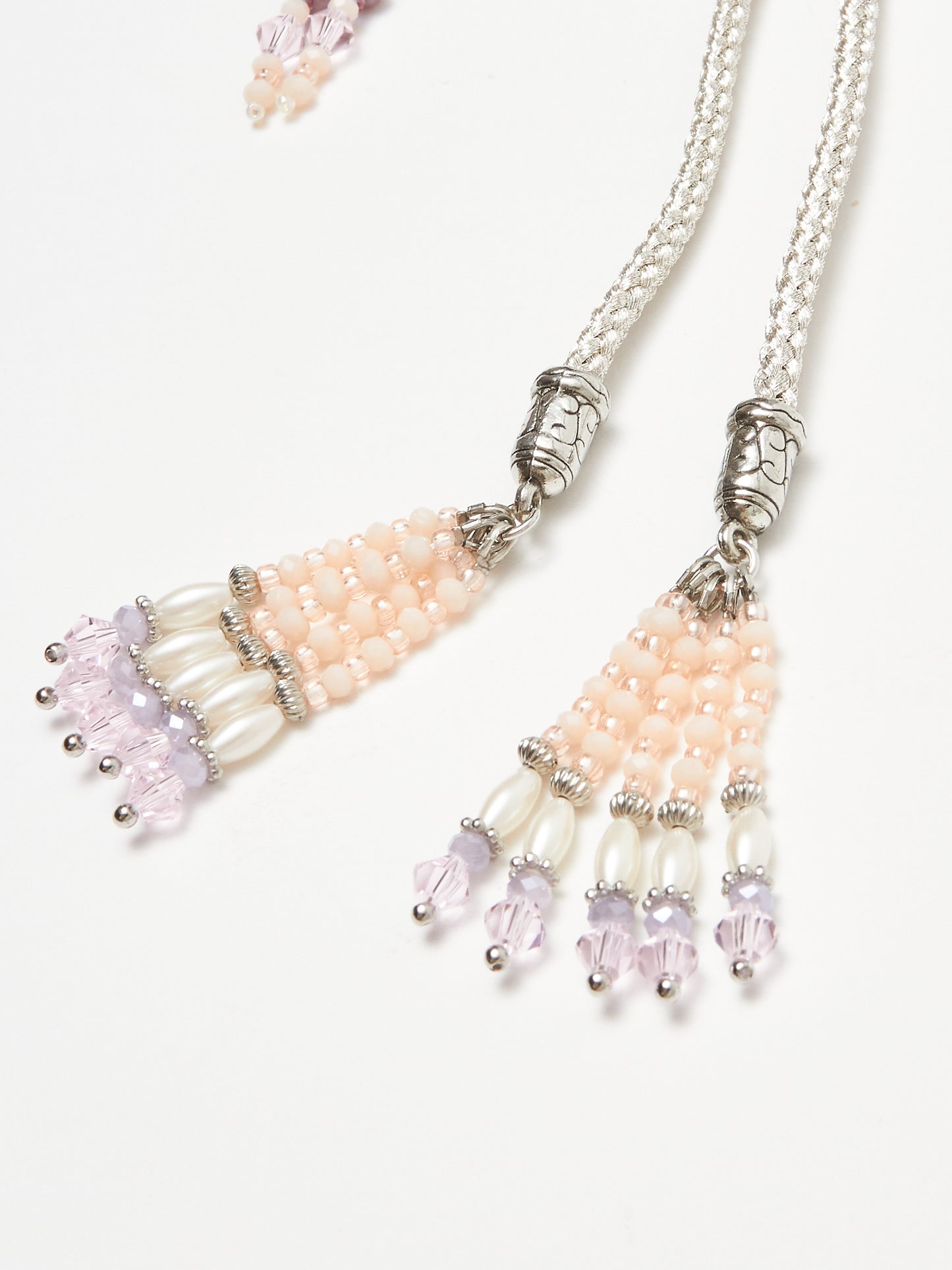 Flower pendant beaded loop tie Lavender【Delivery in April 2024】