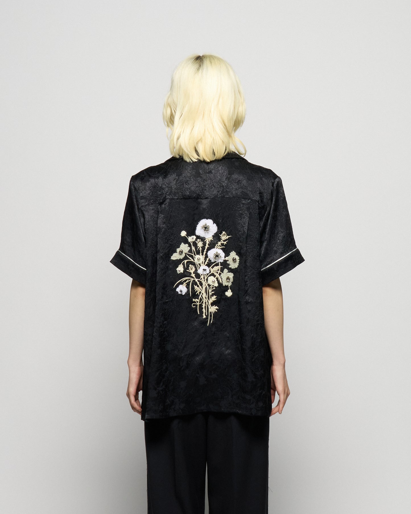 Wild bloom beads embroidery open collar shirt Black【Delivery in March 2026】