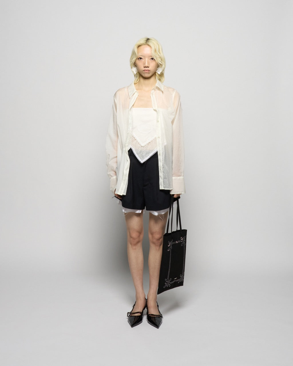 flower lace frame scarf White【Delivery in January 2026】