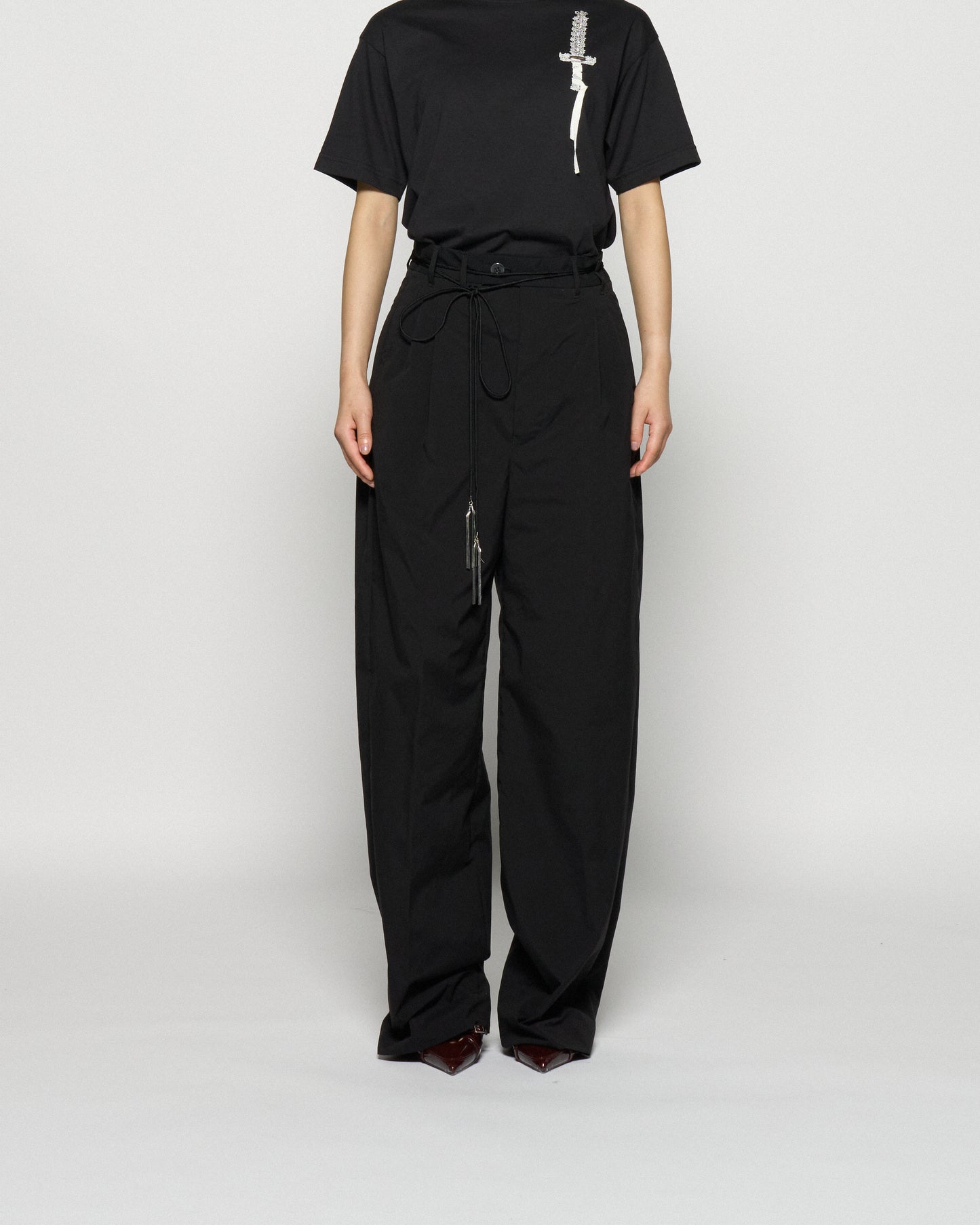 taslan tuck pants Black【Delivery in March 2026】