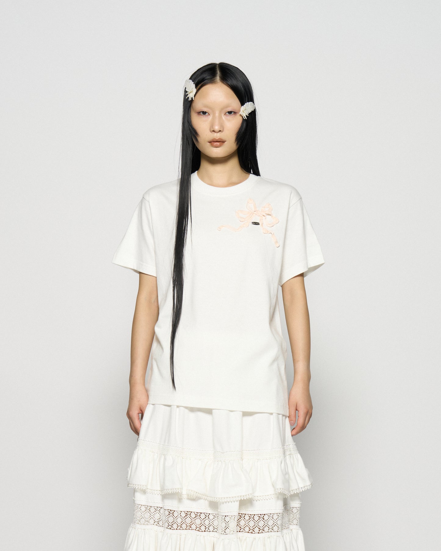 velvet lazy ribbon T-shirt【Delivery in March 2026】