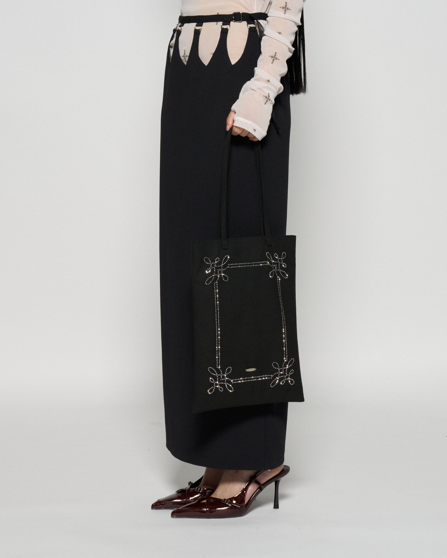 rhinestone frame tote bag Black【Delivery in February 2026】