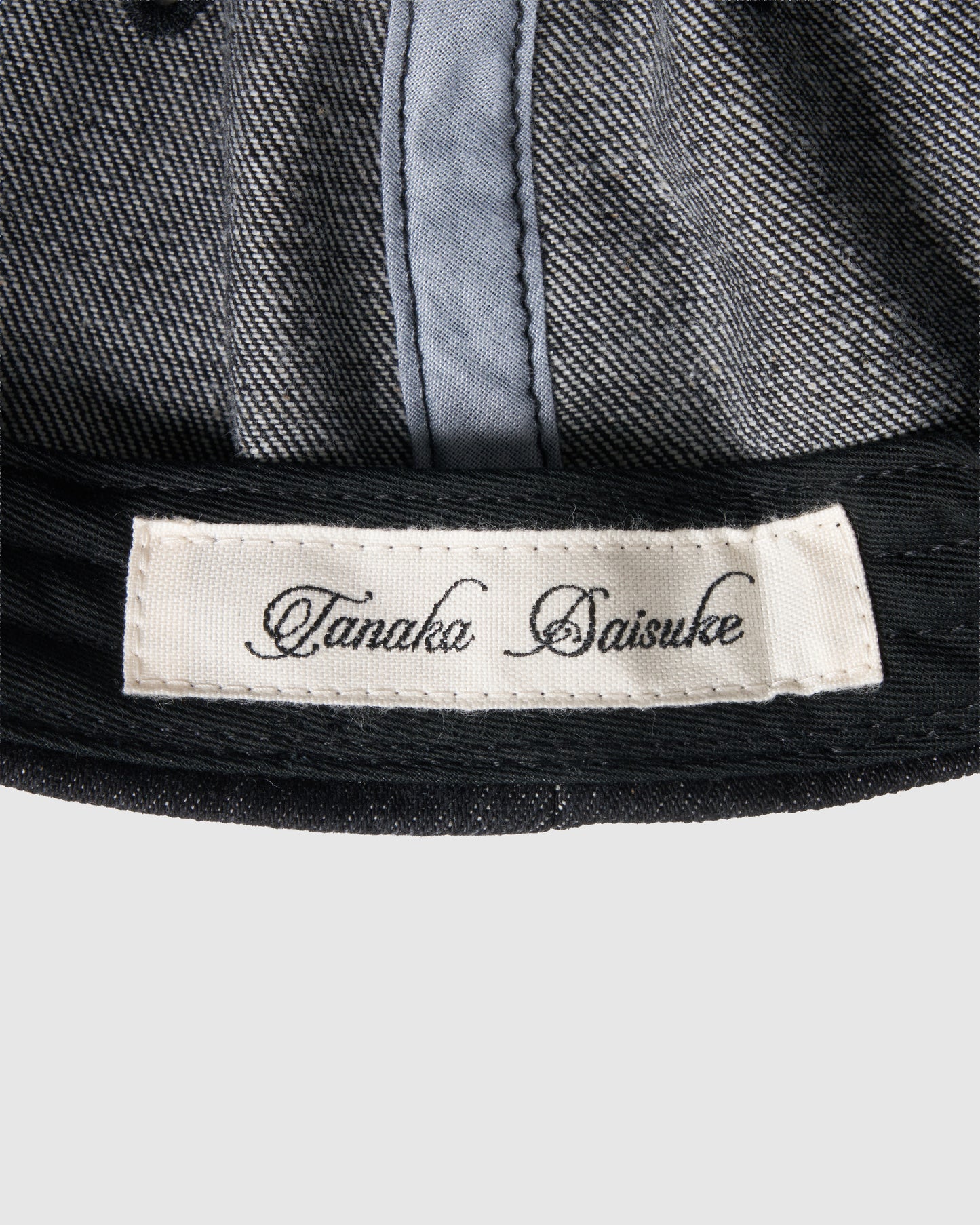 silver metal cross cap Black【stock】