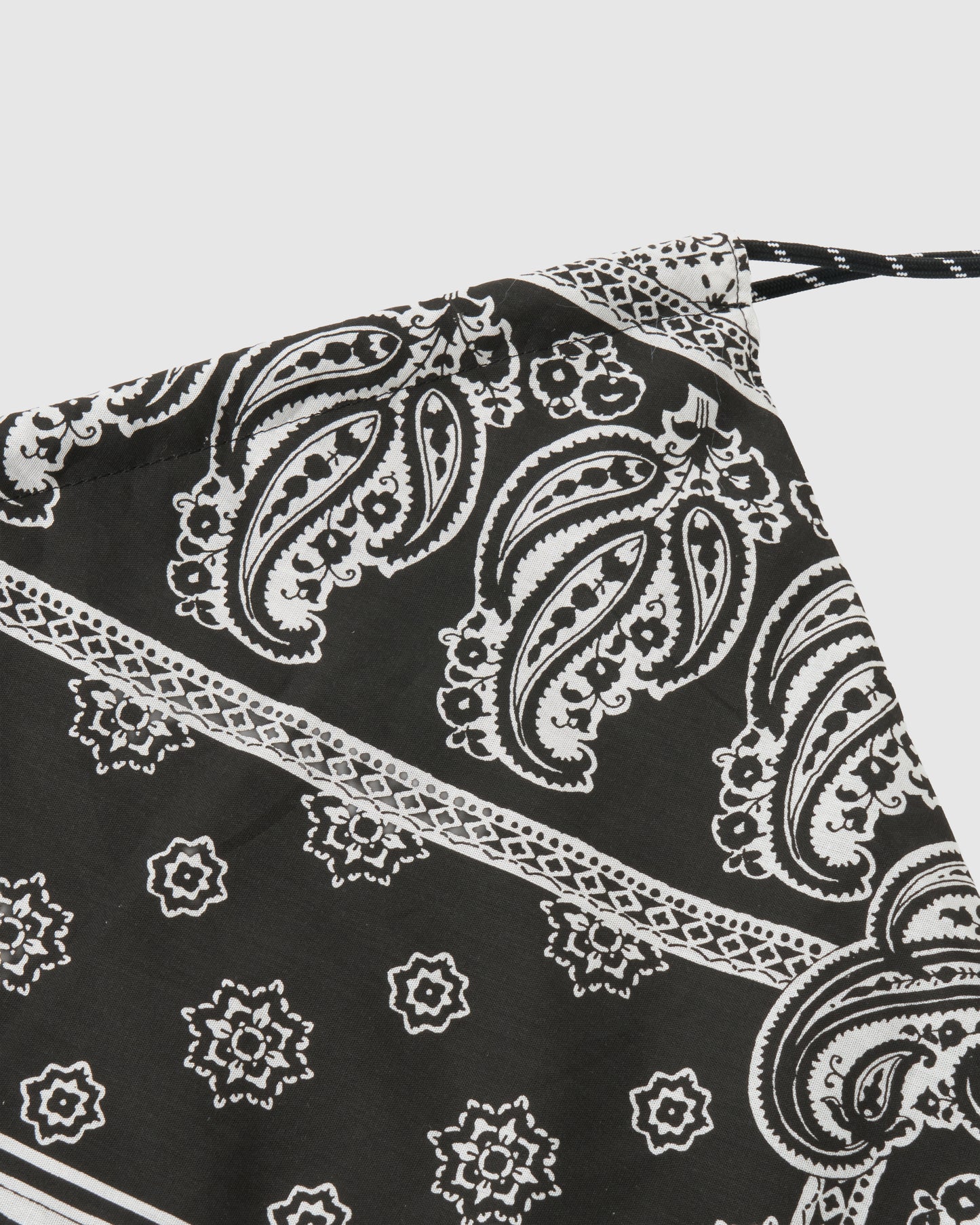 【New item】black bandana LOVE drawstring backpack【Delivery in March 2026】