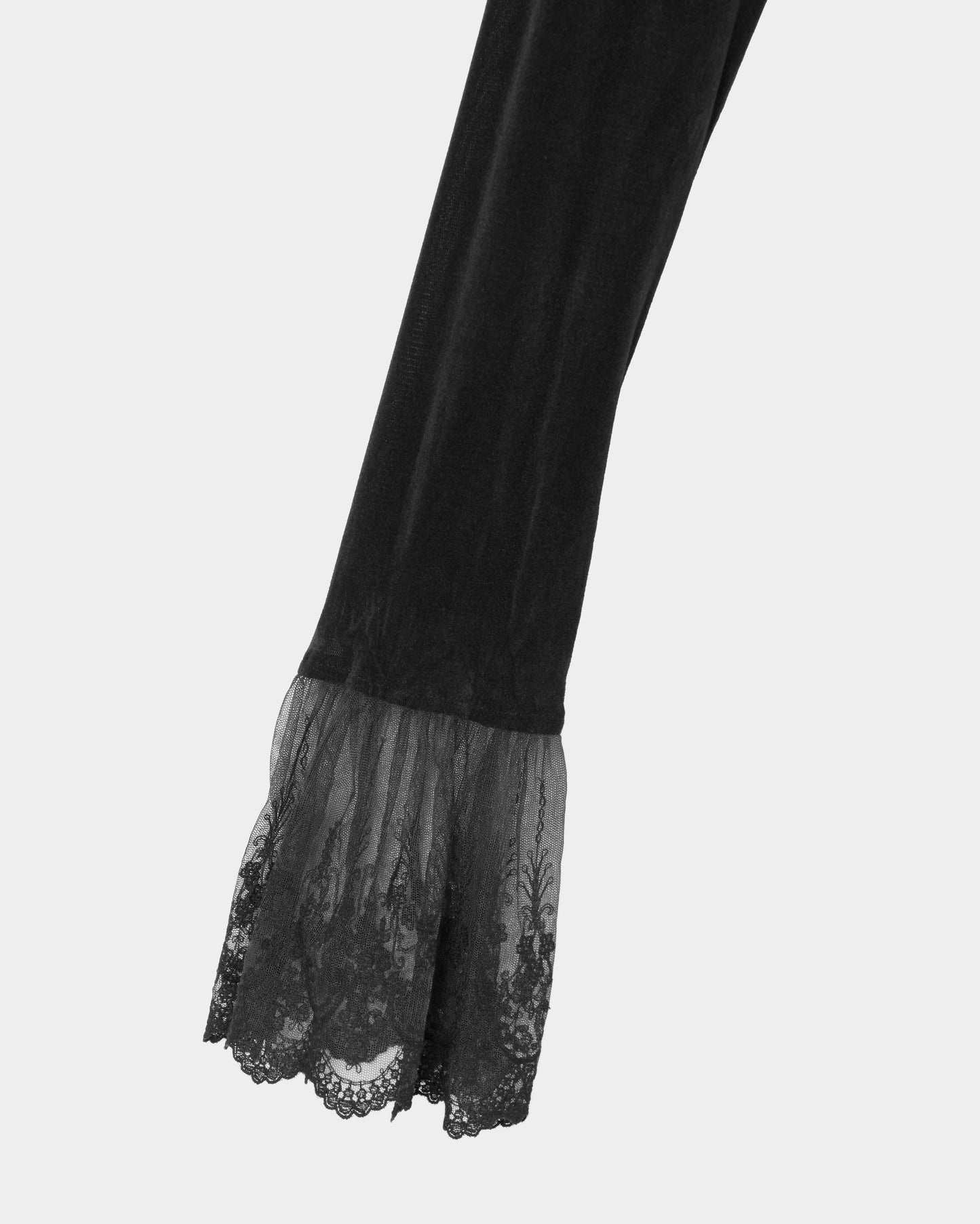 flocky tulle pullover Black【Delivery in June 2026】