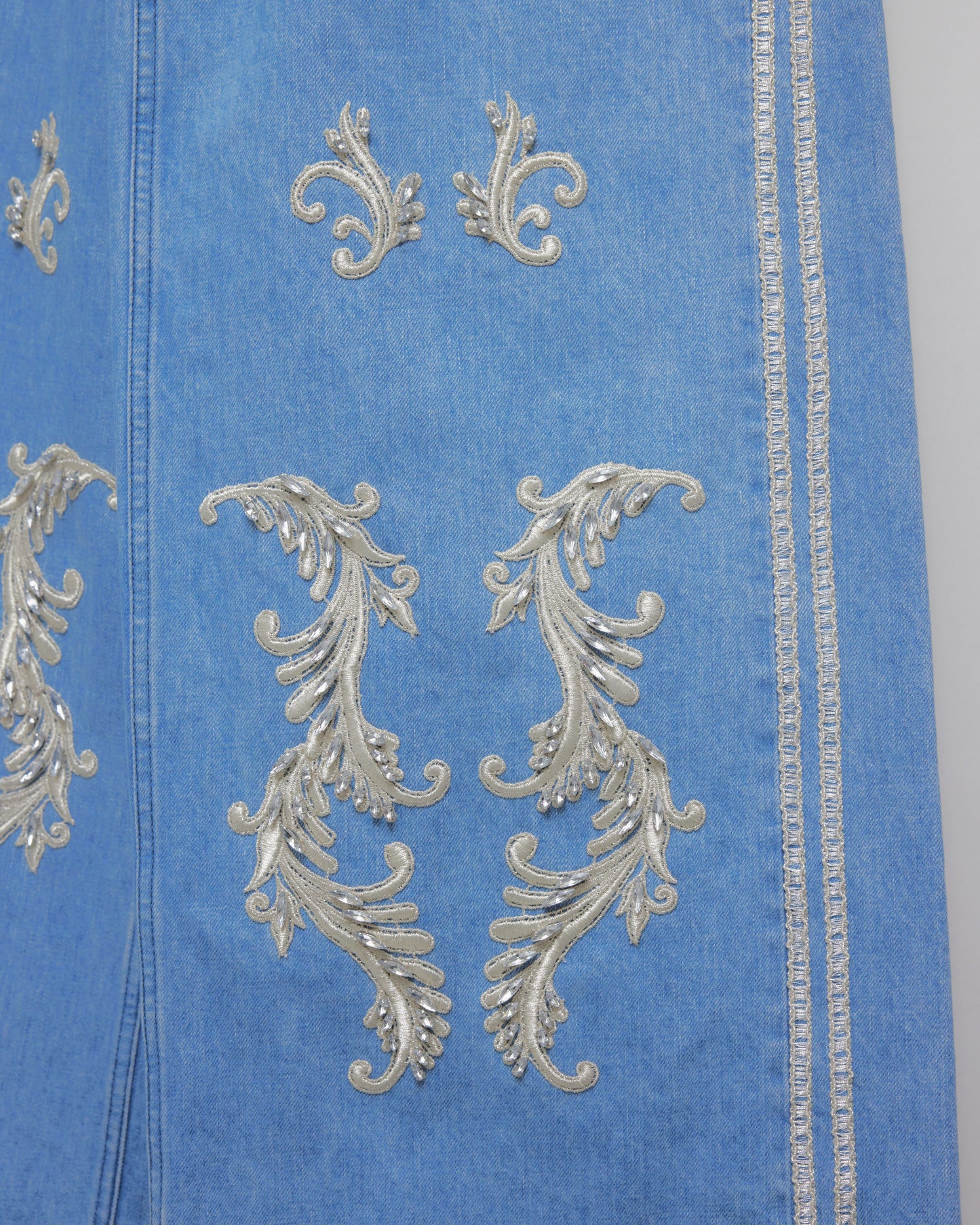 Botanical bijou denim pants Blue【Delivery in March 2027】