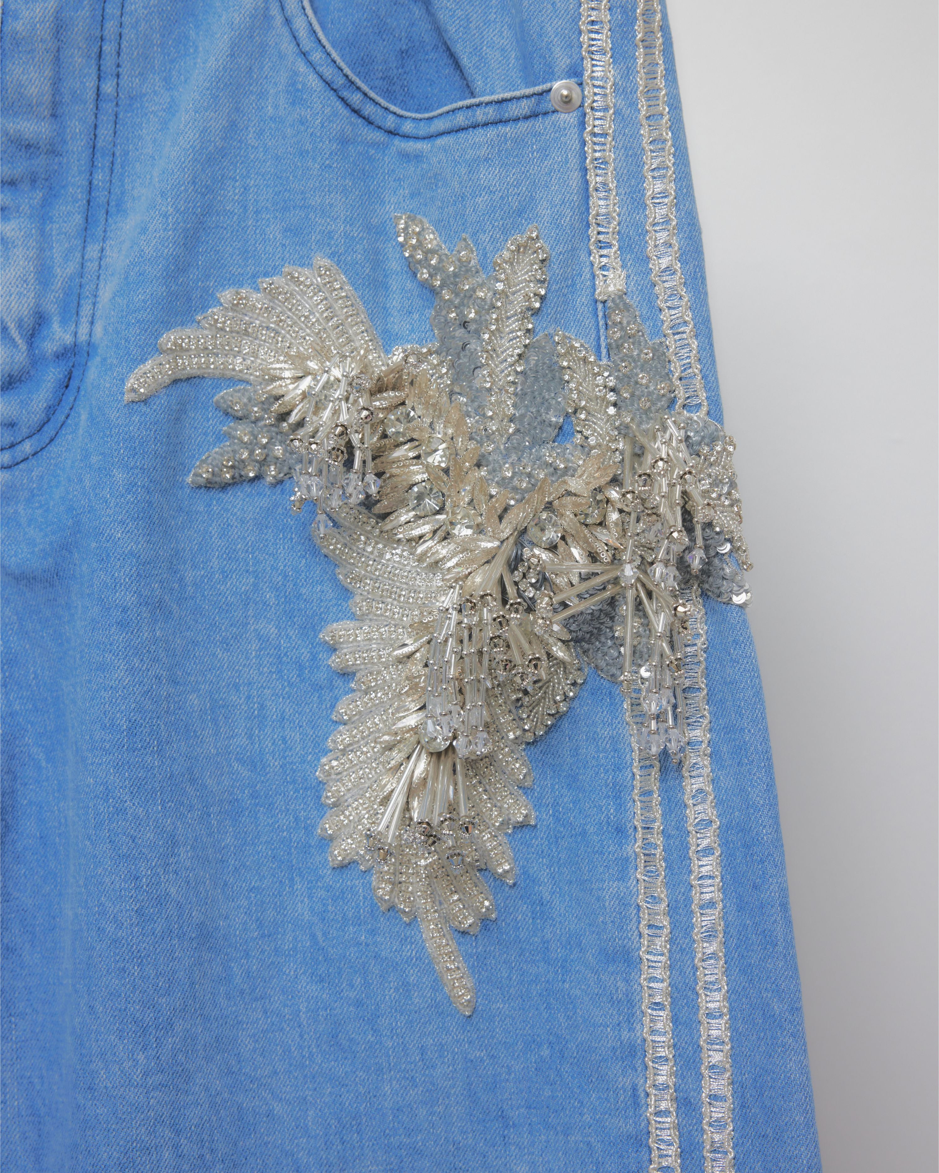 tanakadaisuke(タナカダイスケ)|パンツ|Botanical bijou denim pants Blue