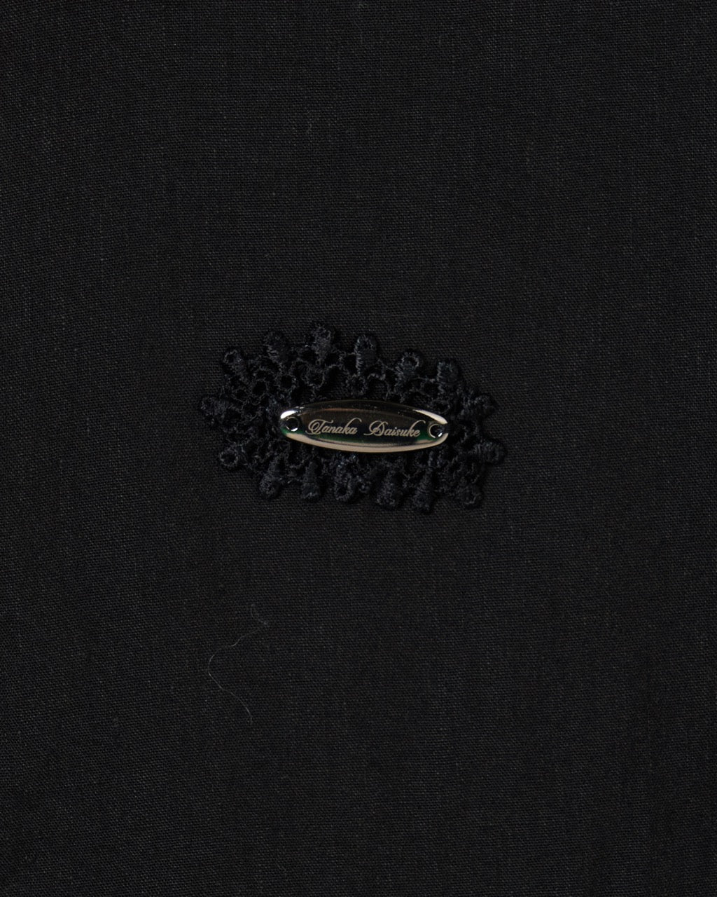 shell button cropped blouse Black【Delivery in June 2026】