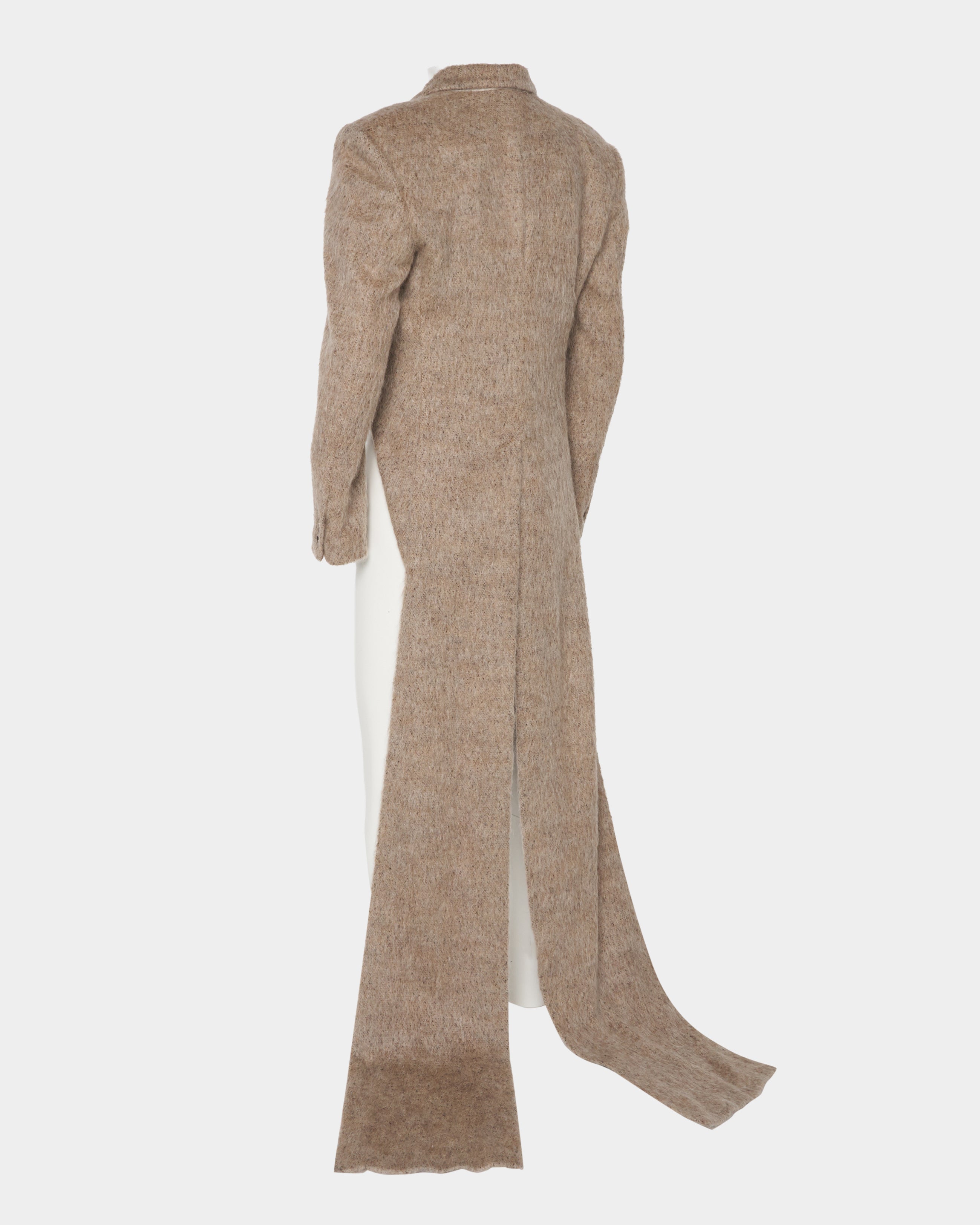 タナカダイスケ|コート|power shoulder mohair tail coat beige