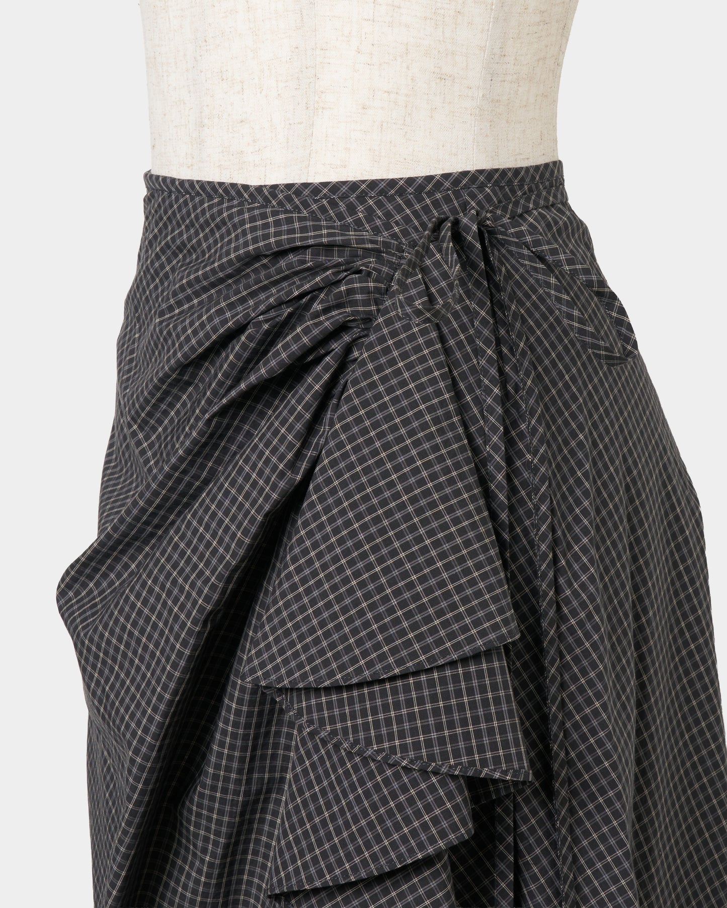 check frilled wrap skirt Black【Delivery in July 2026】