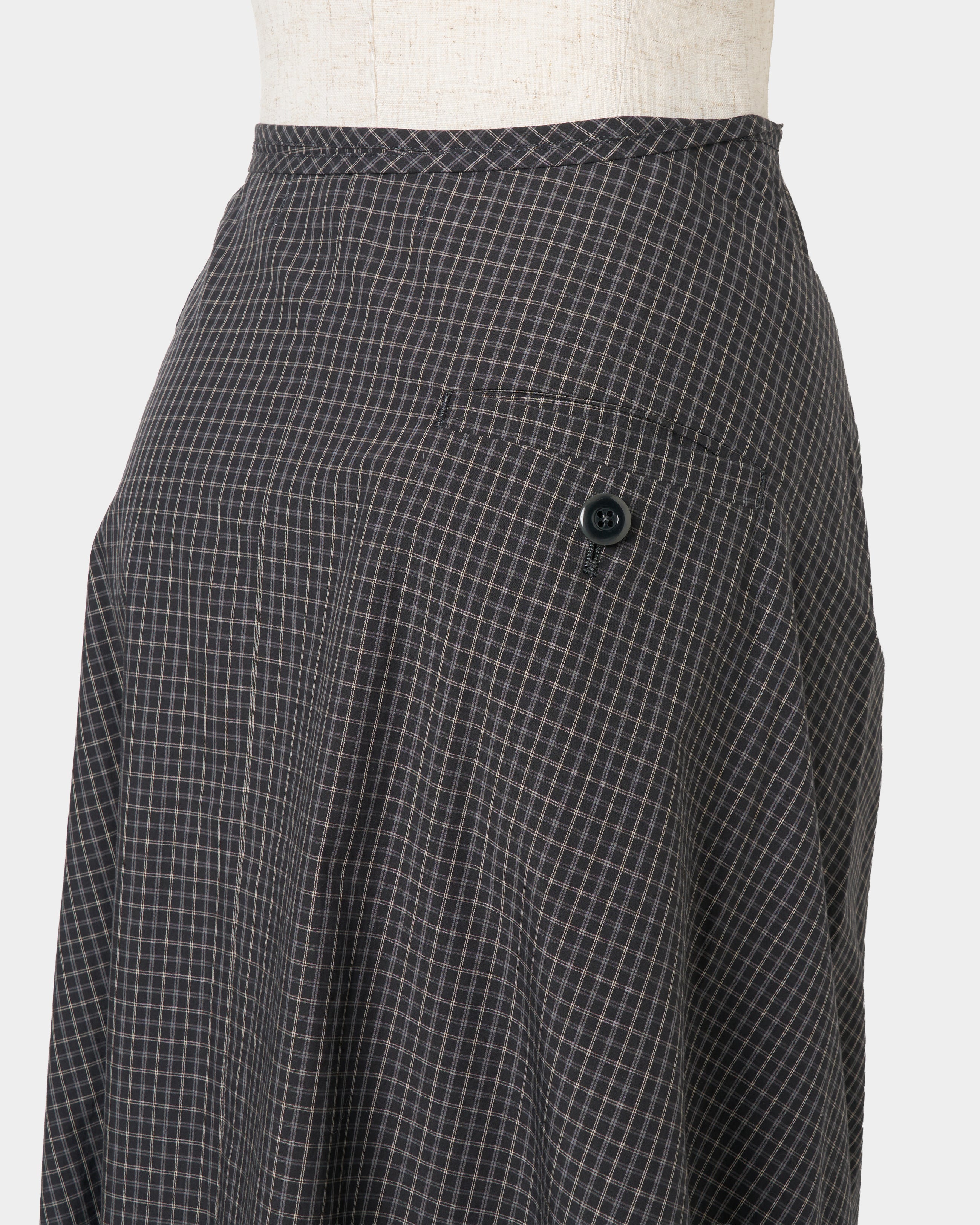 check frilled wrap skirt Black – tanakadaisuke