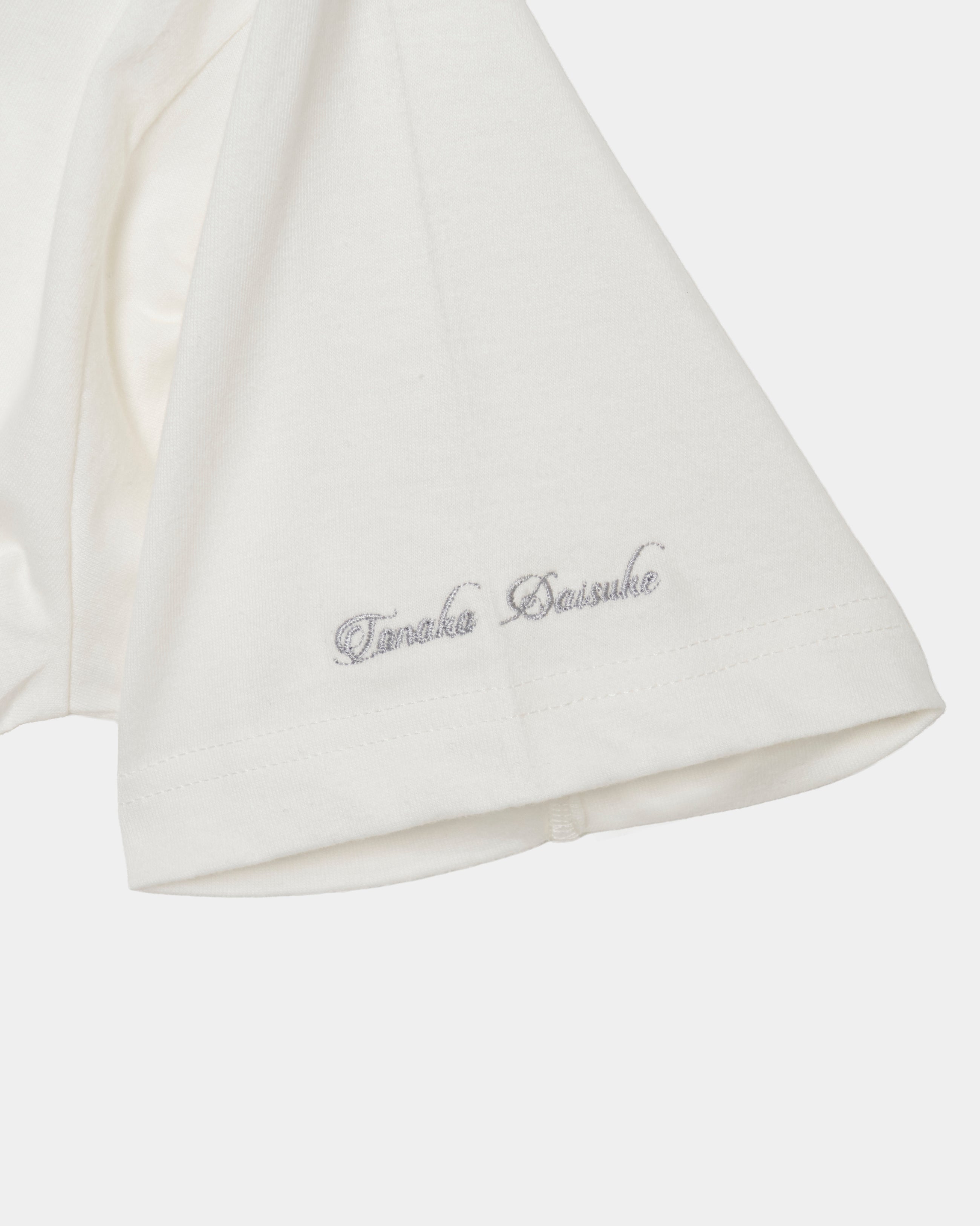 美品　tanakadaisuke オフホワイト　刺繍トップス tanakadaisuke(タナカダイスケ)｜Tシャツ｜Meringue swan T-shirt White