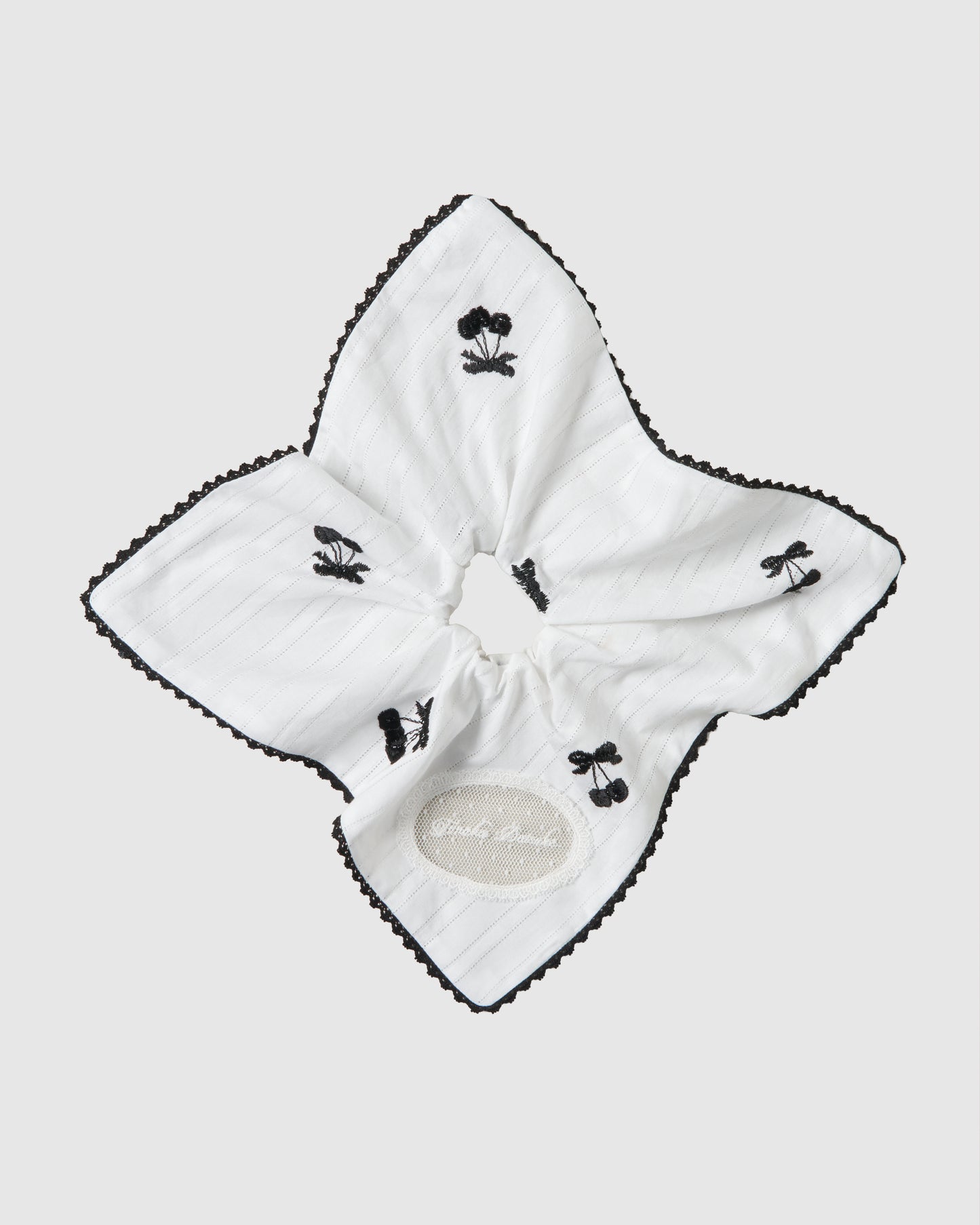 cherry embroidery chou chou White × Black【Delivery in September 2026】
