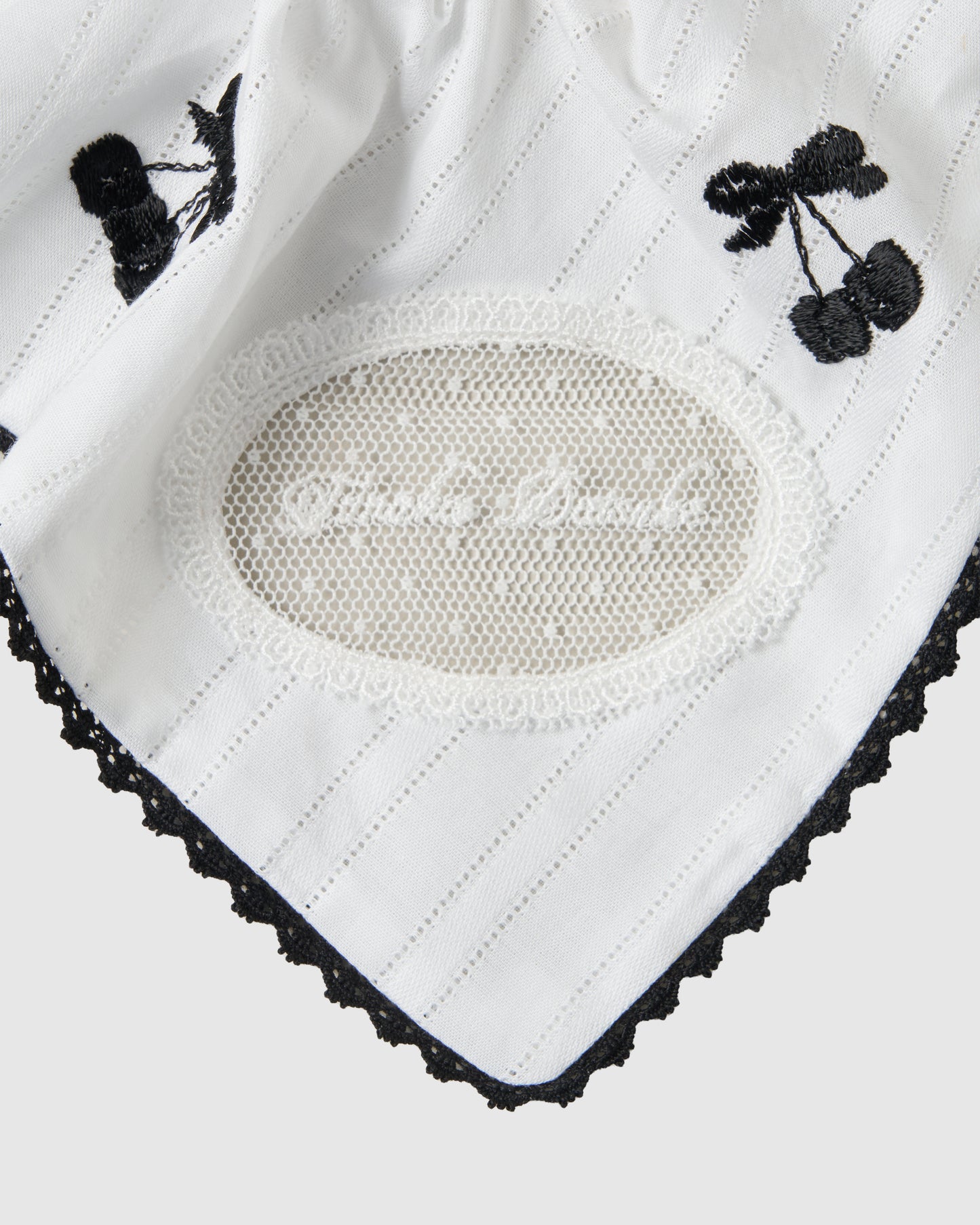 cherry embroidery chou chou White × Black【Delivery in September 2026】