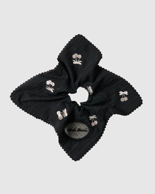 cherry embroidery chou chou Black × Off White【Delivery in September 2026】