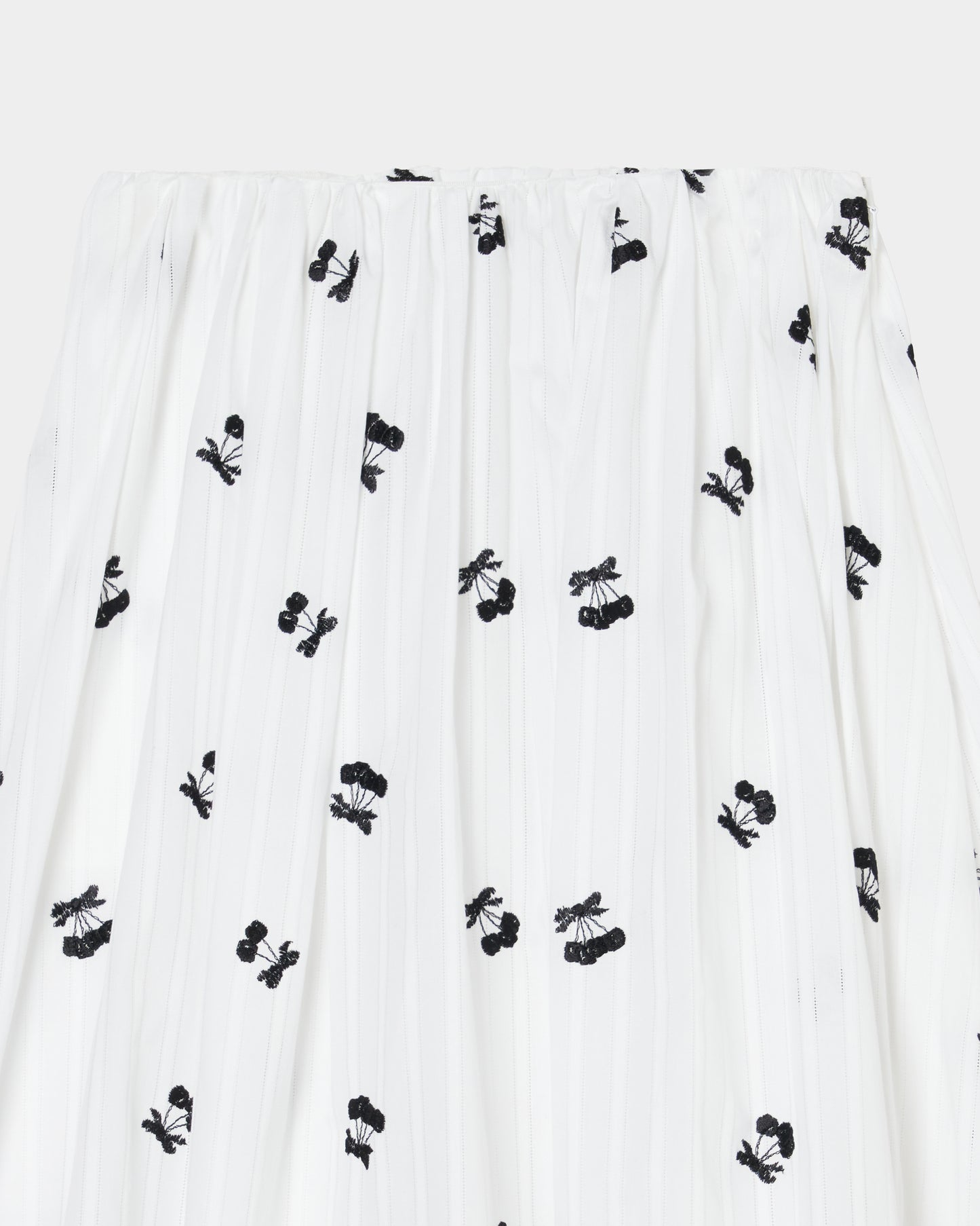 cherry embroidery long skirt White【Delivery in September 2026】