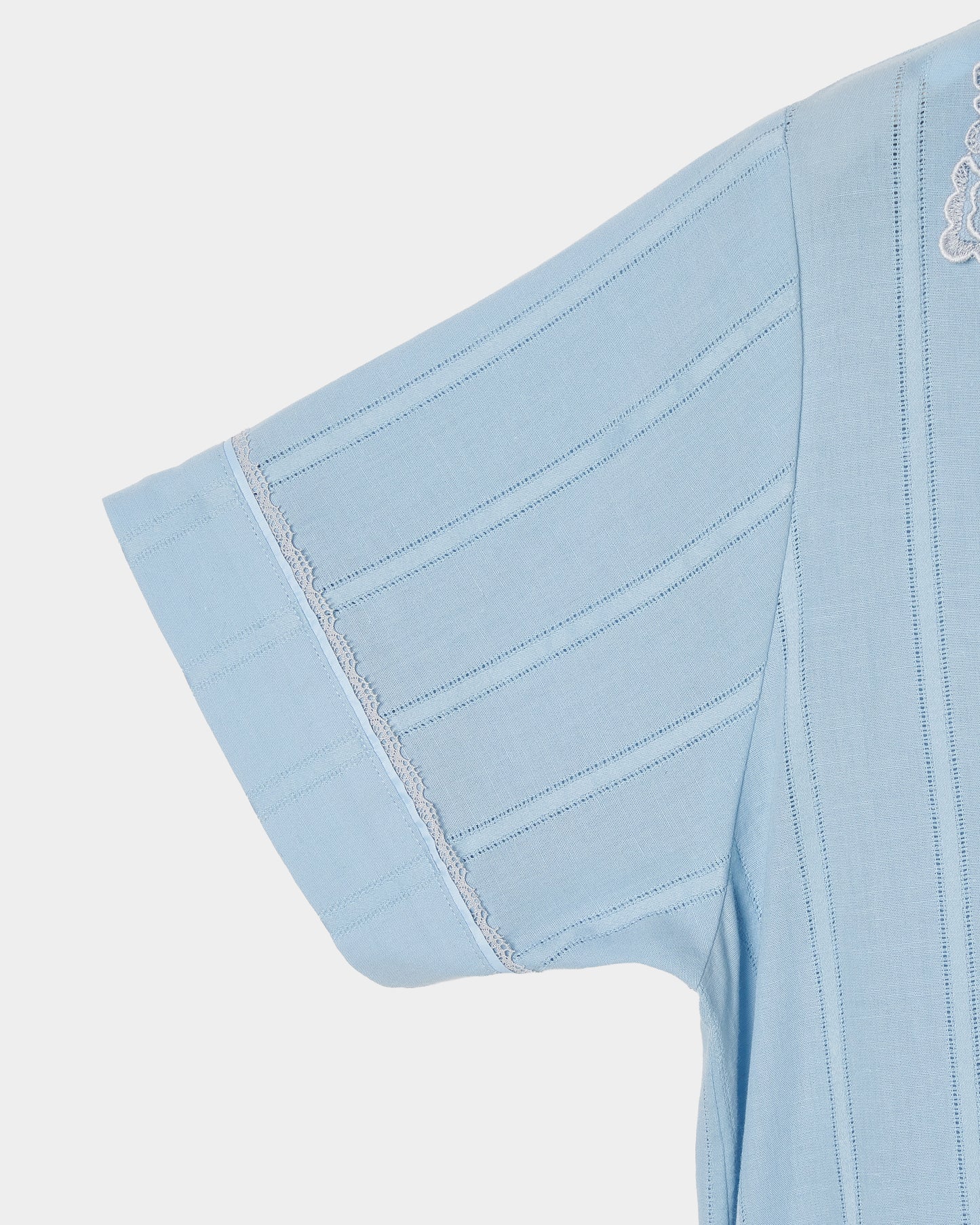 Lace bijou open collar shirt Sax【Delivery in March 2027】