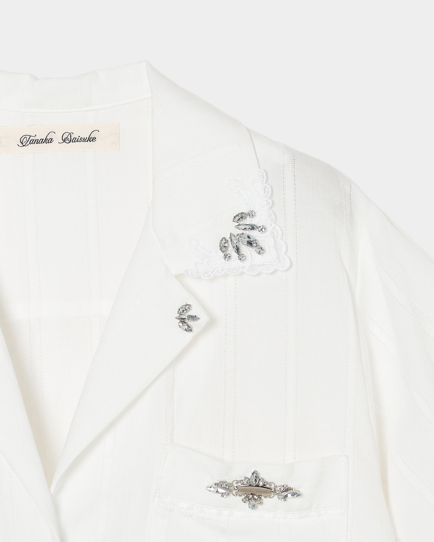 Lace bijou open collar shirt White【Delivery in March 2027】