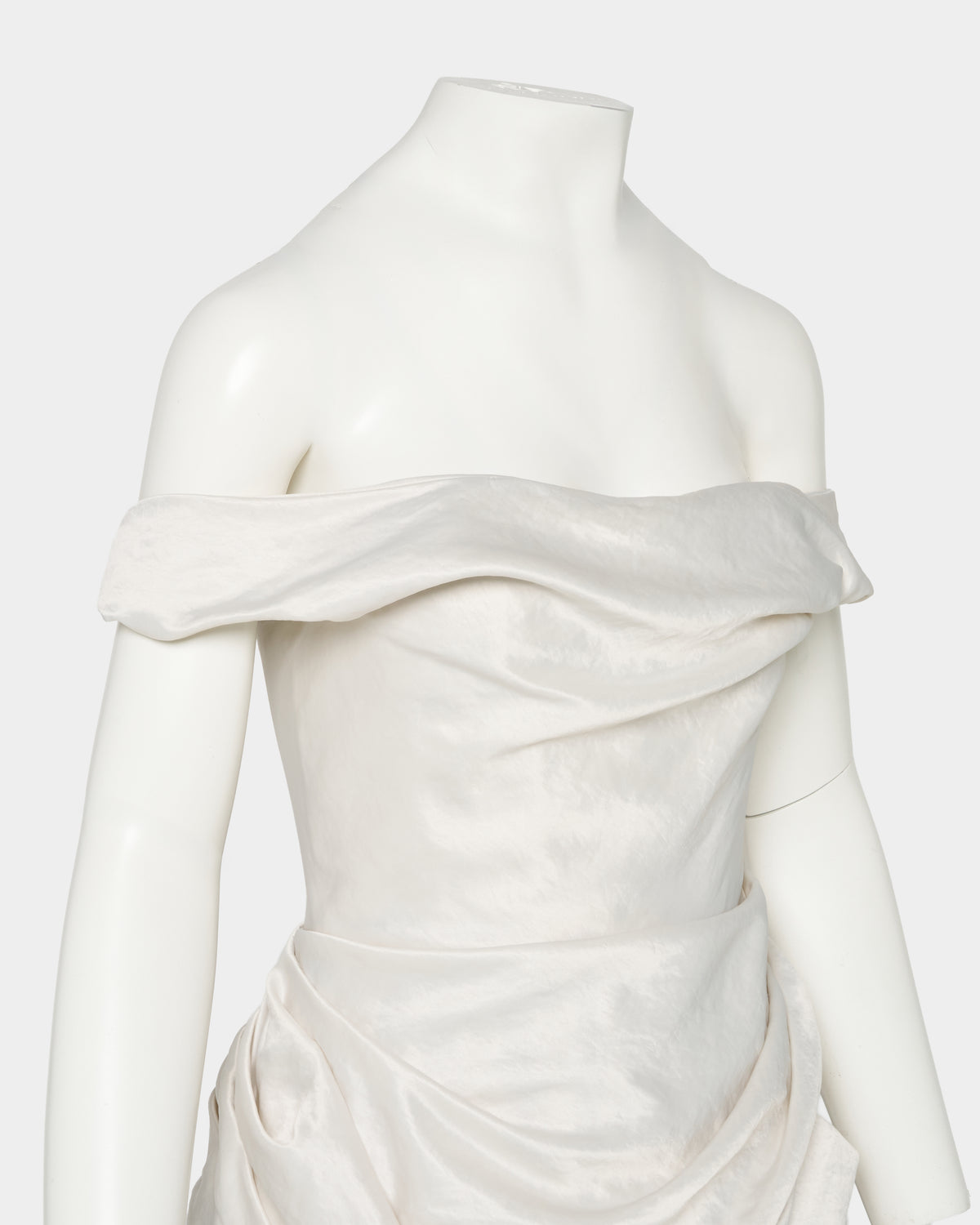 Satin drape dress One color【Delivery in April 2027】