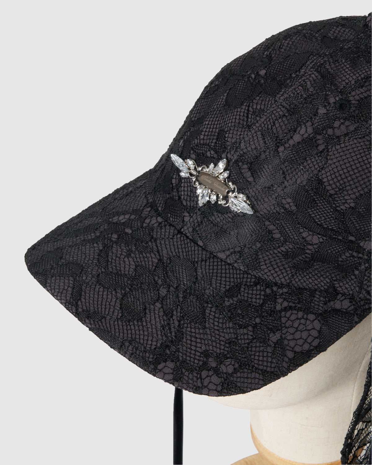 bijou logo lace veil Cap Black【Delivery in March 2027】
