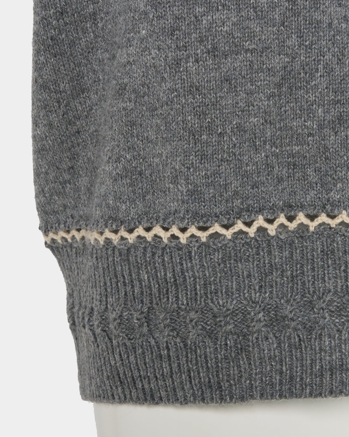 Lace collar knit pulover Gray【Delivery in January 2027】