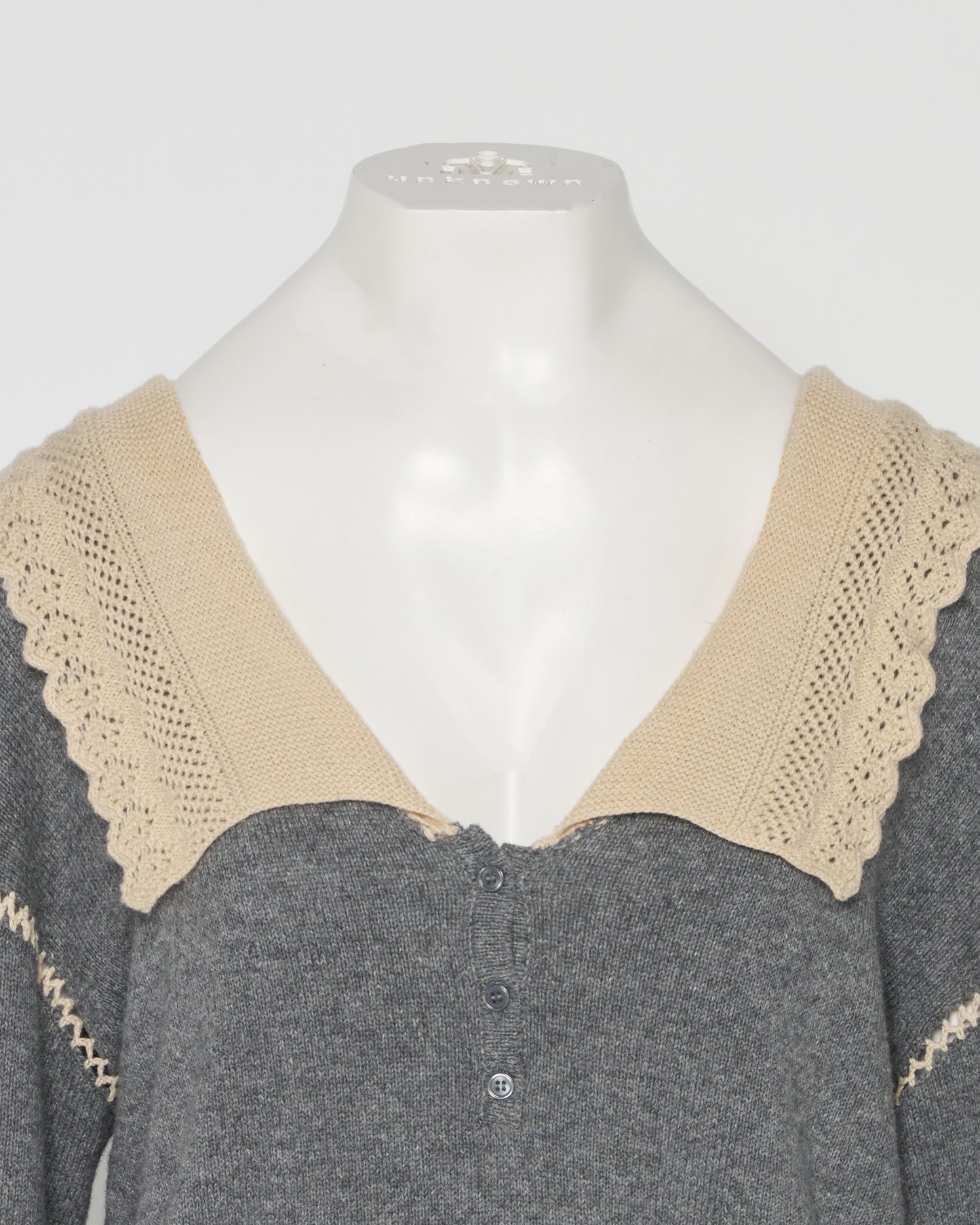 Lace collar knit pulover Gray【Delivery in January 2027】