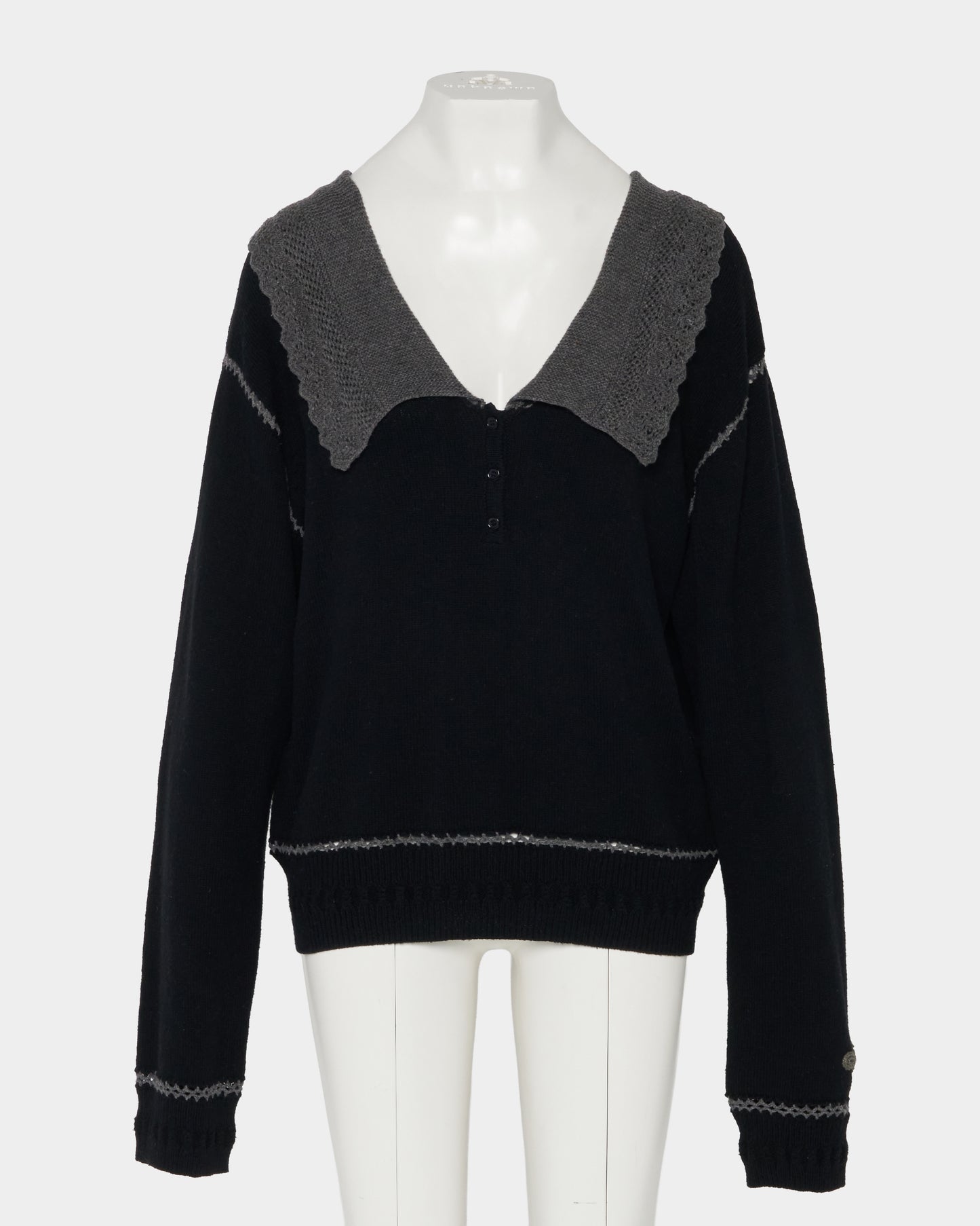 Lace collar knit pulover Black【Delivery in January 2027】