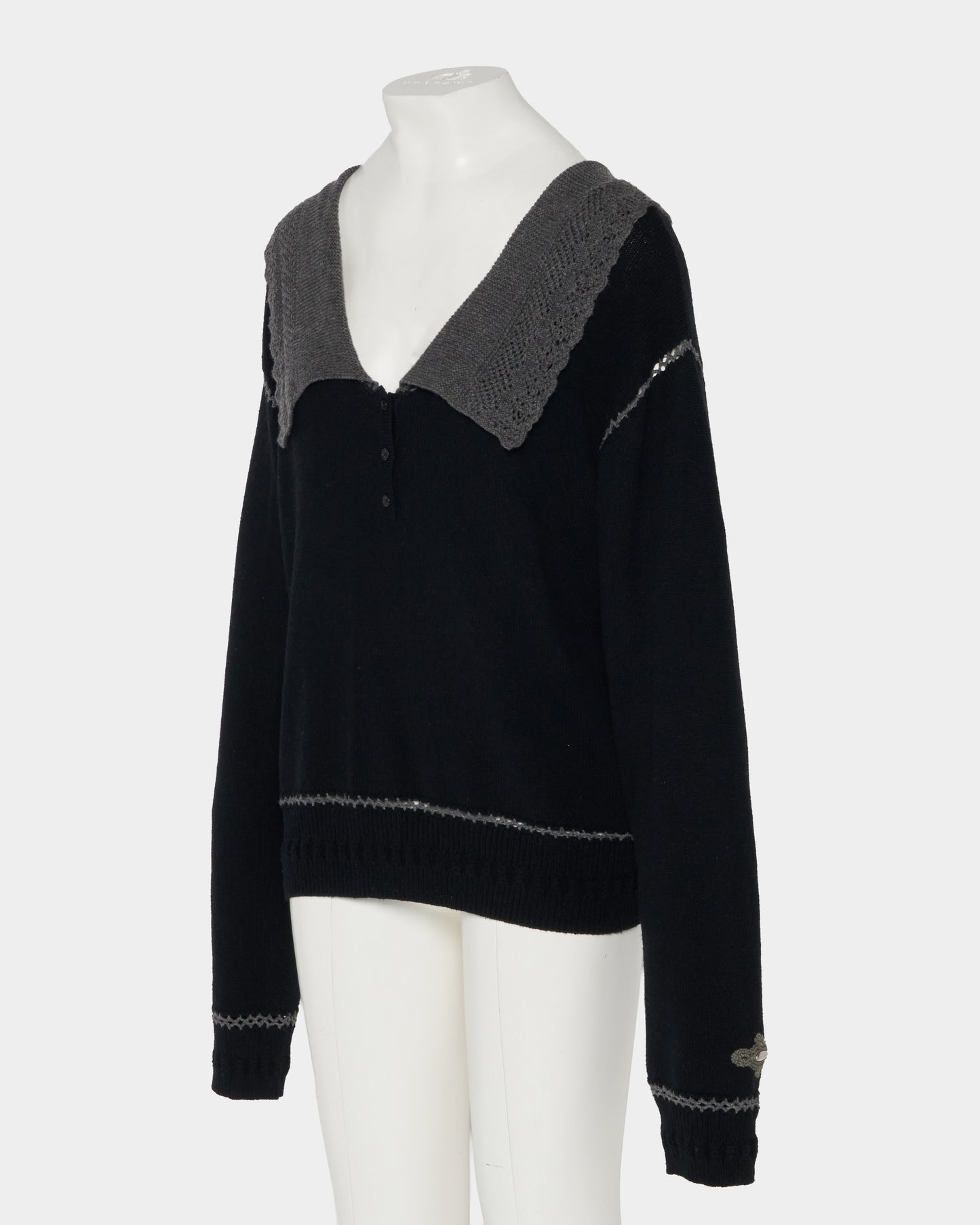 Lace collar knit pulover Black【Delivery in January 2027】