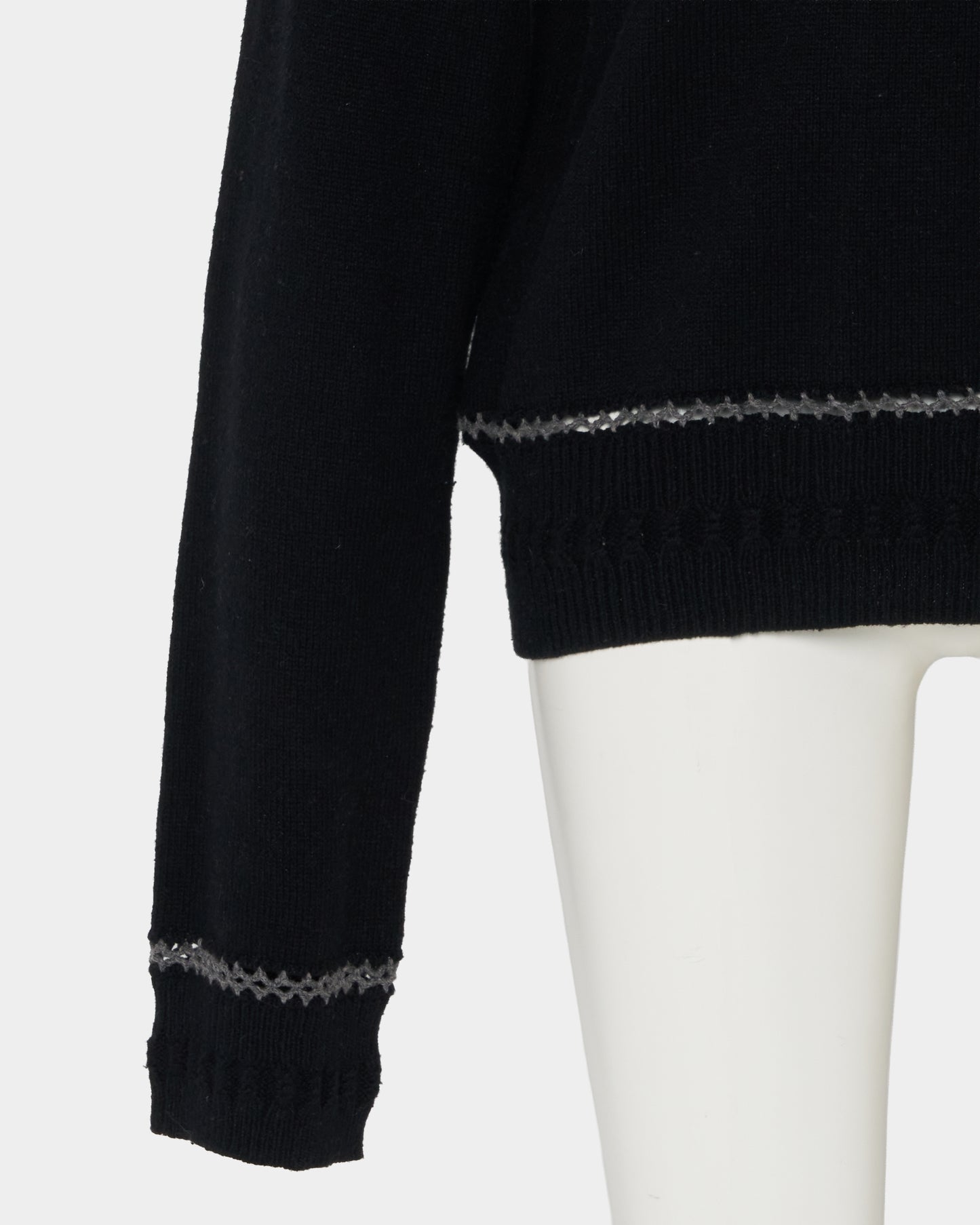 Lace collar knit pulover Black【Delivery in January 2027】