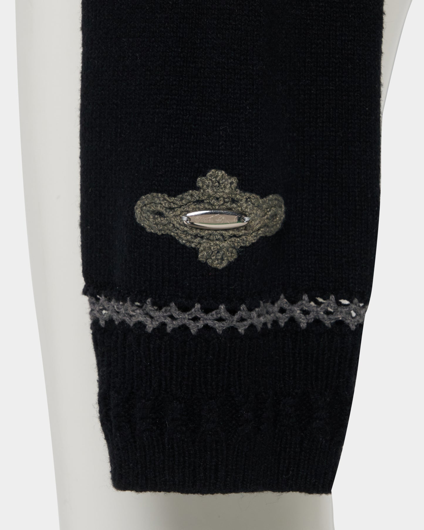 Lace collar knit pulover Black【Delivery in January 2027】
