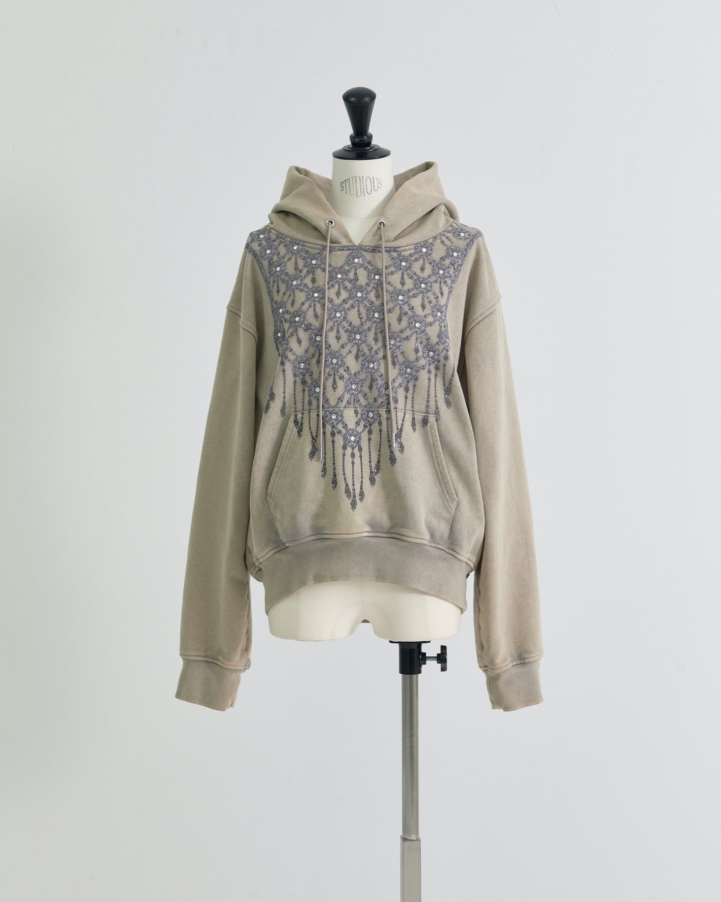 【STUDIOUS Special item】rhombus metal print bijou hoodie Beige【Stock】