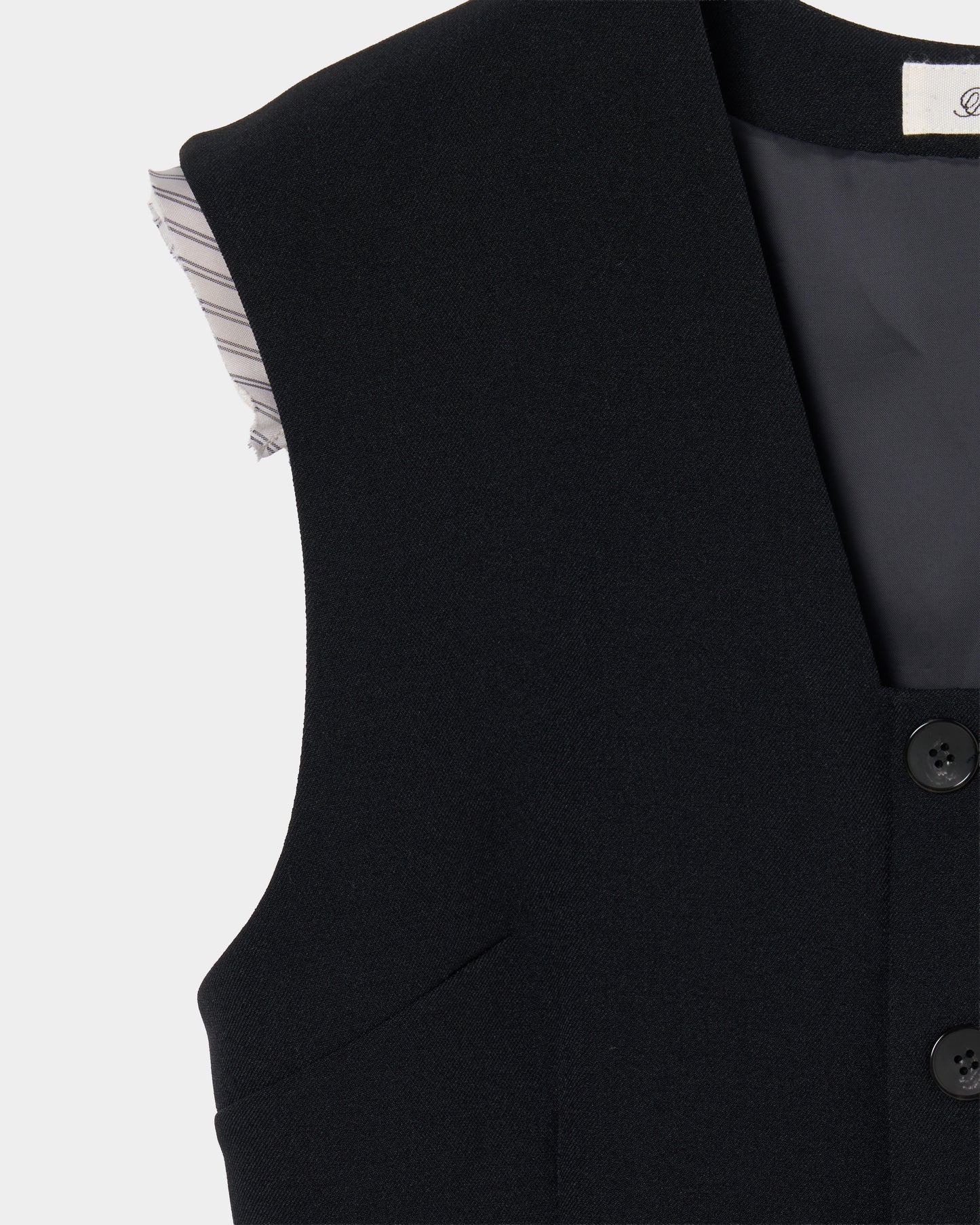 Exposed shoulder pad vest Black【Delivery in January 2027】