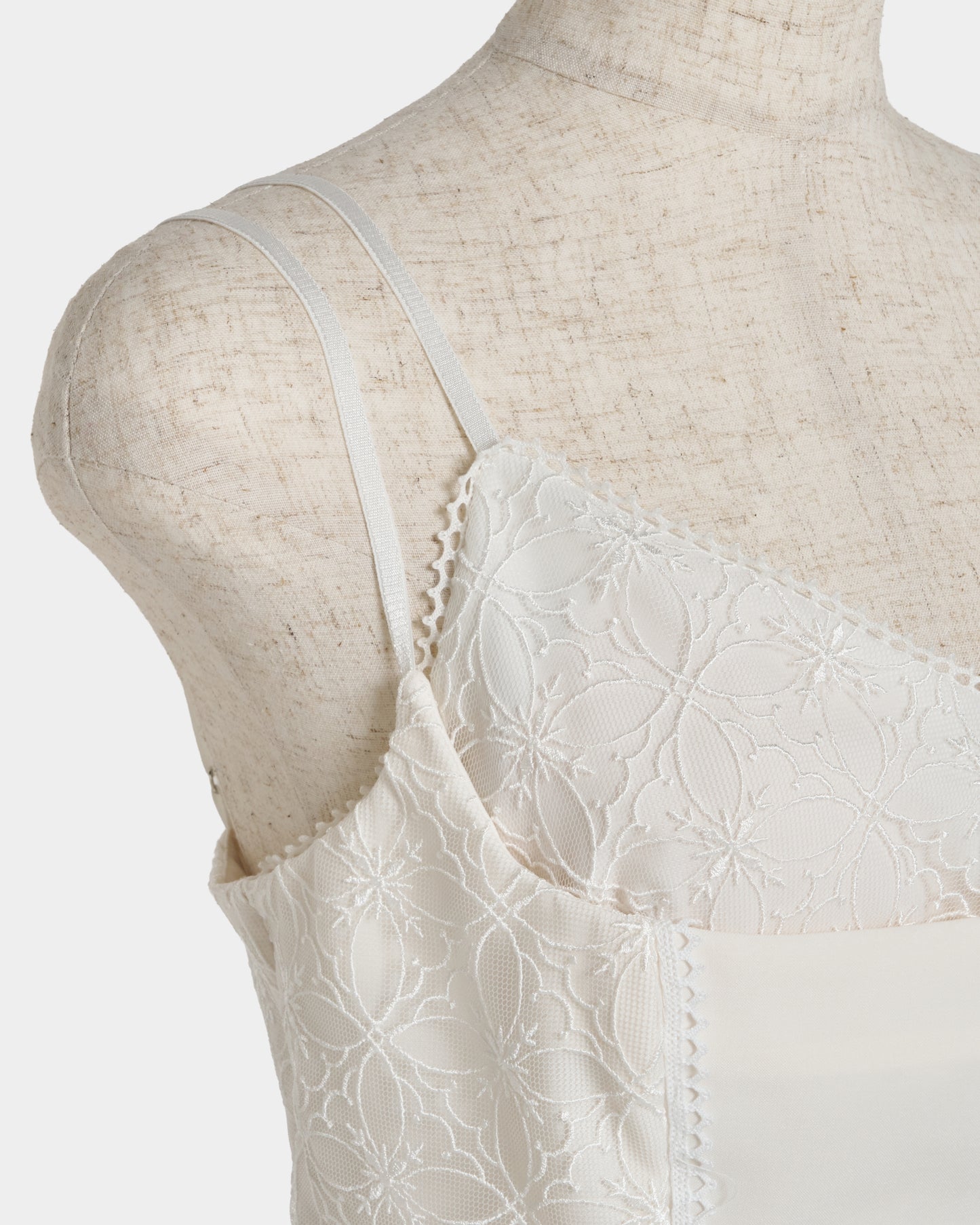 Rosette tile bustier tops White【Delivery in February 2027】