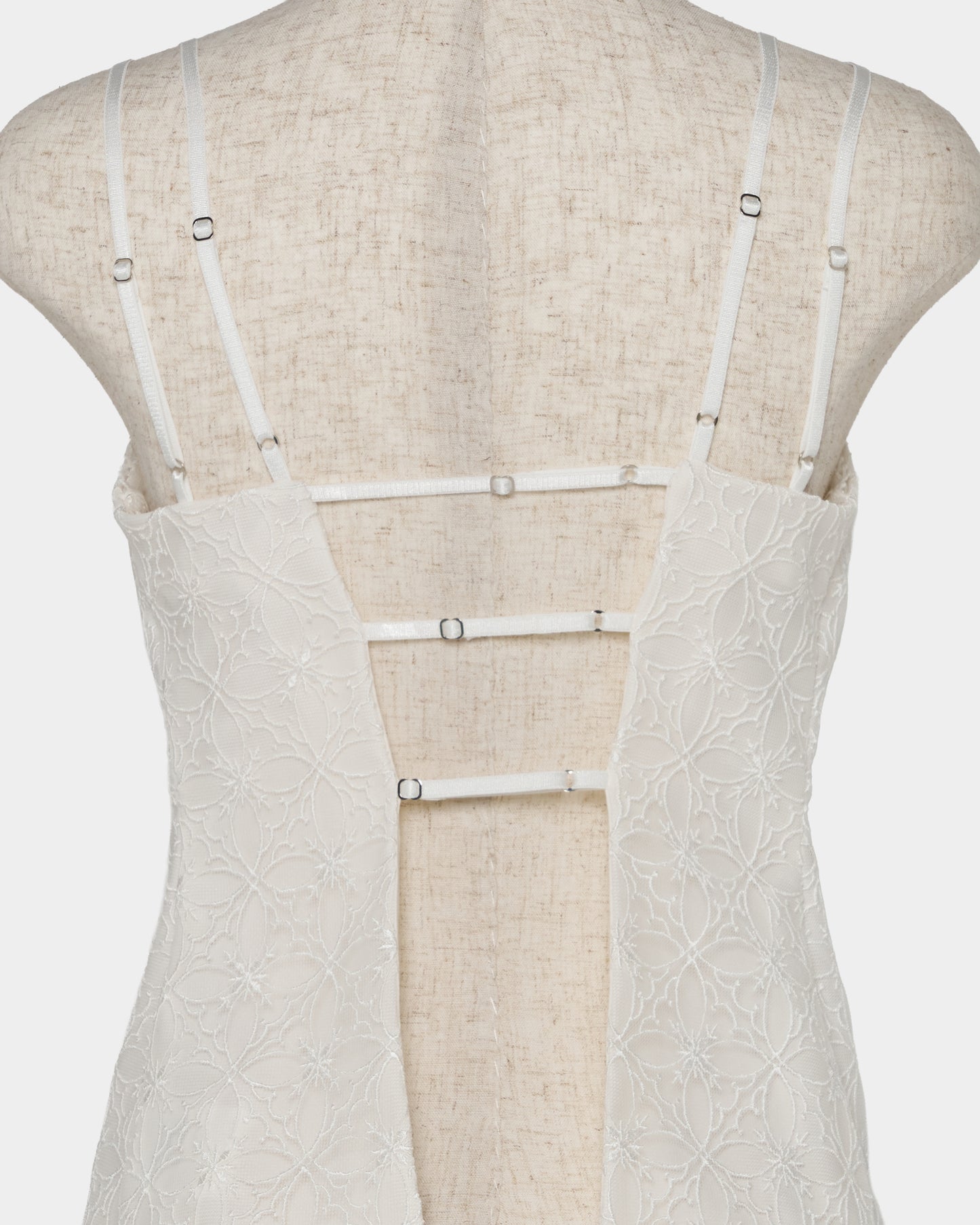 Rosette tile bustier tops White【Delivery in February 2027】
