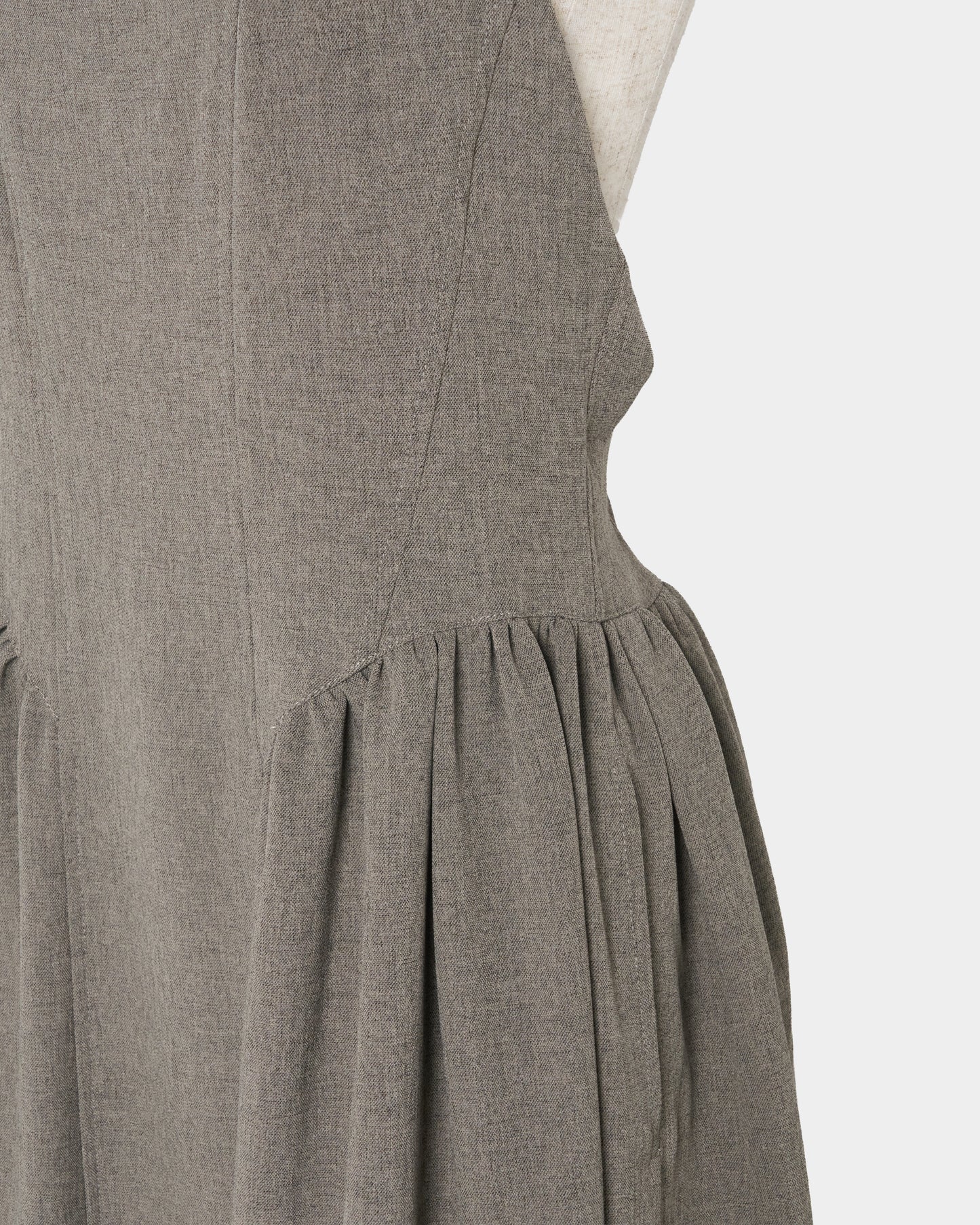 Front ruffle open back dress Greige【Delivery in February 2027】