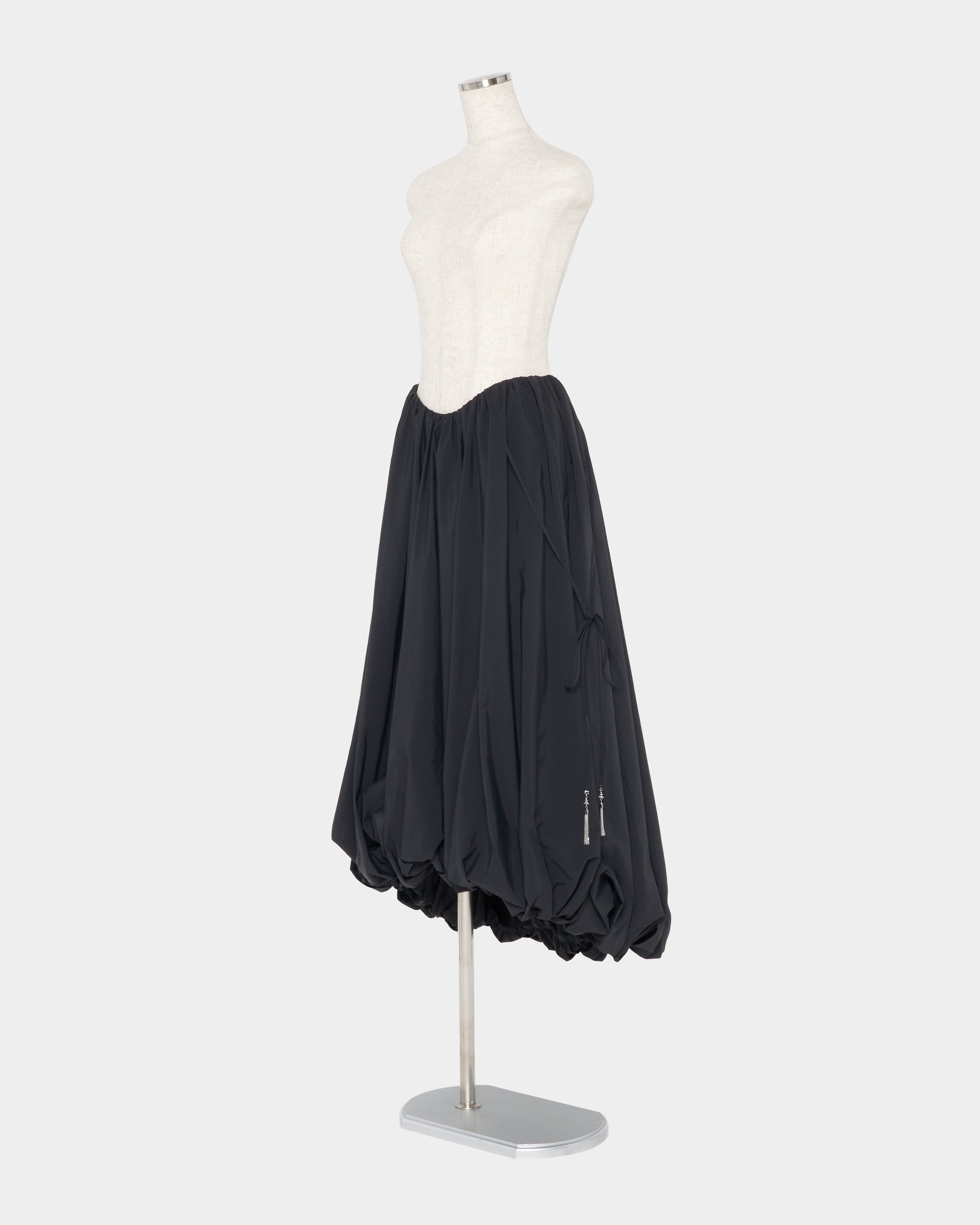 tanakadaisuke(タナカダイスケ)|スカート|chain tassel ballon skirt Black
