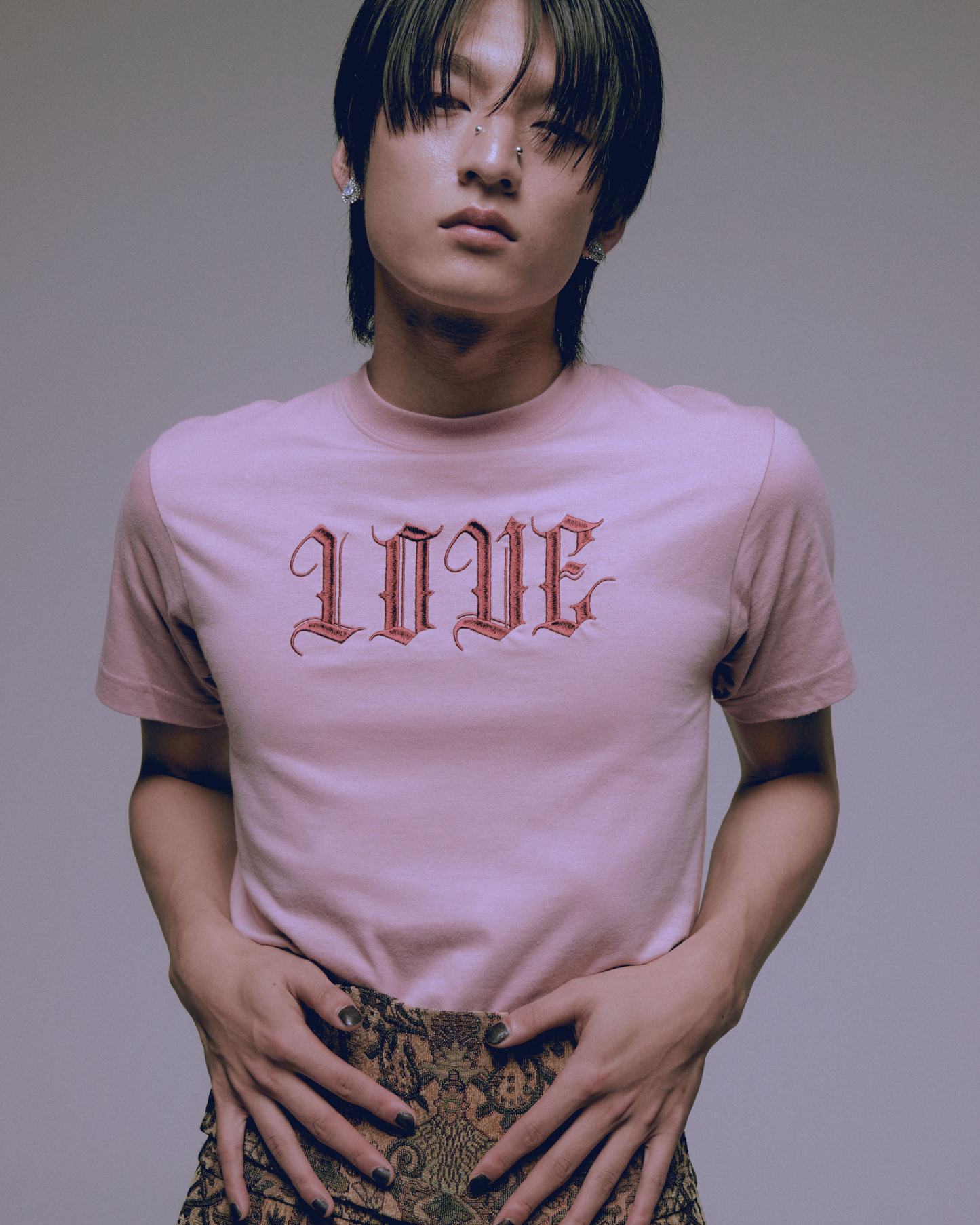 LOVE T-shirt Pink【stock】
